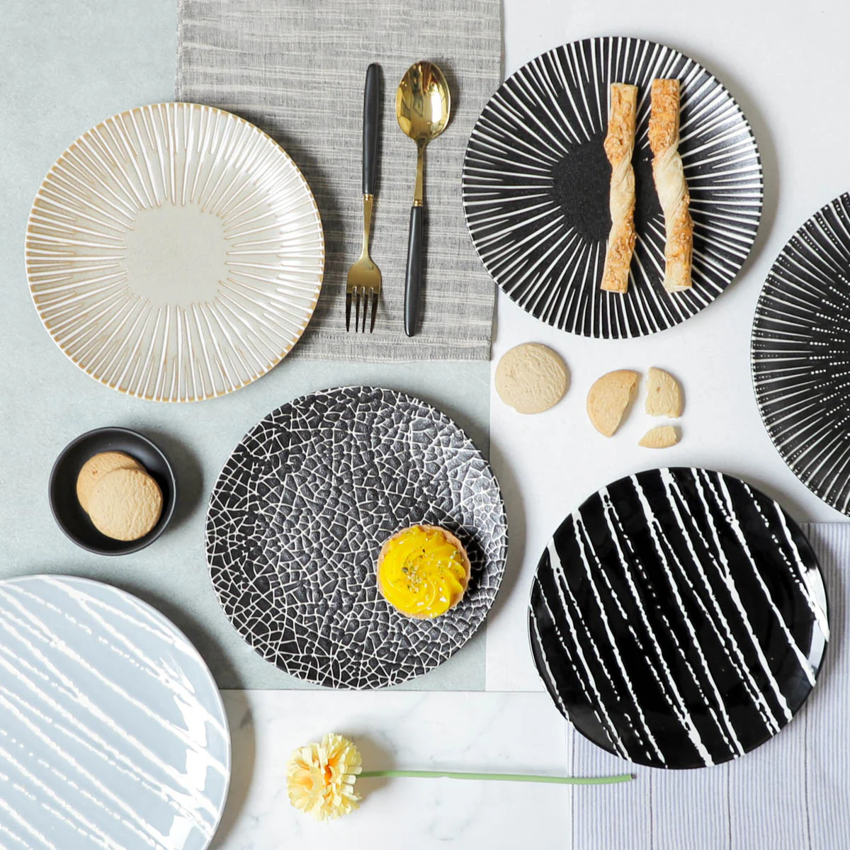 Sleek Snack Plate - Image 2