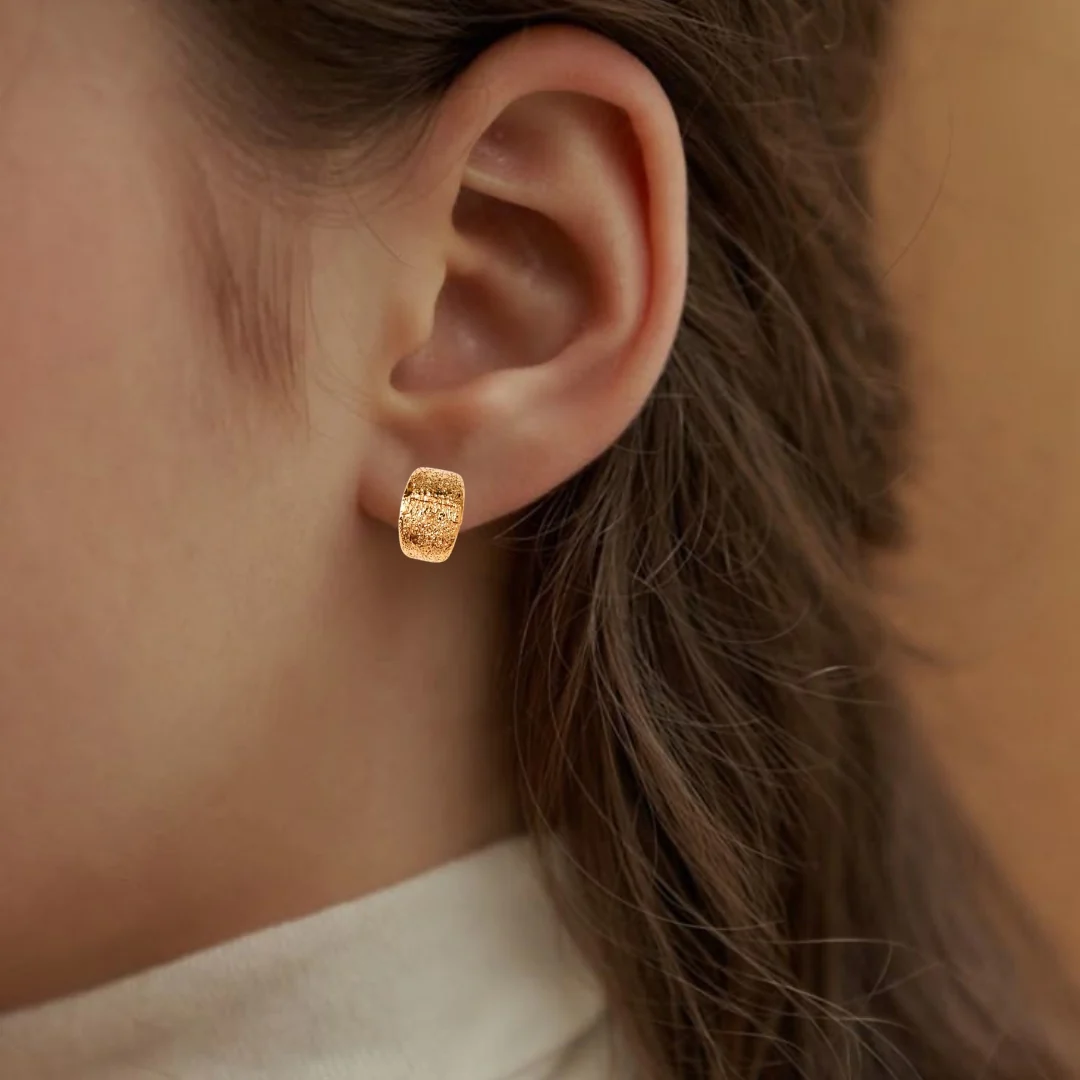 Sleek Textured Gold Hoop Earrings - Image 6