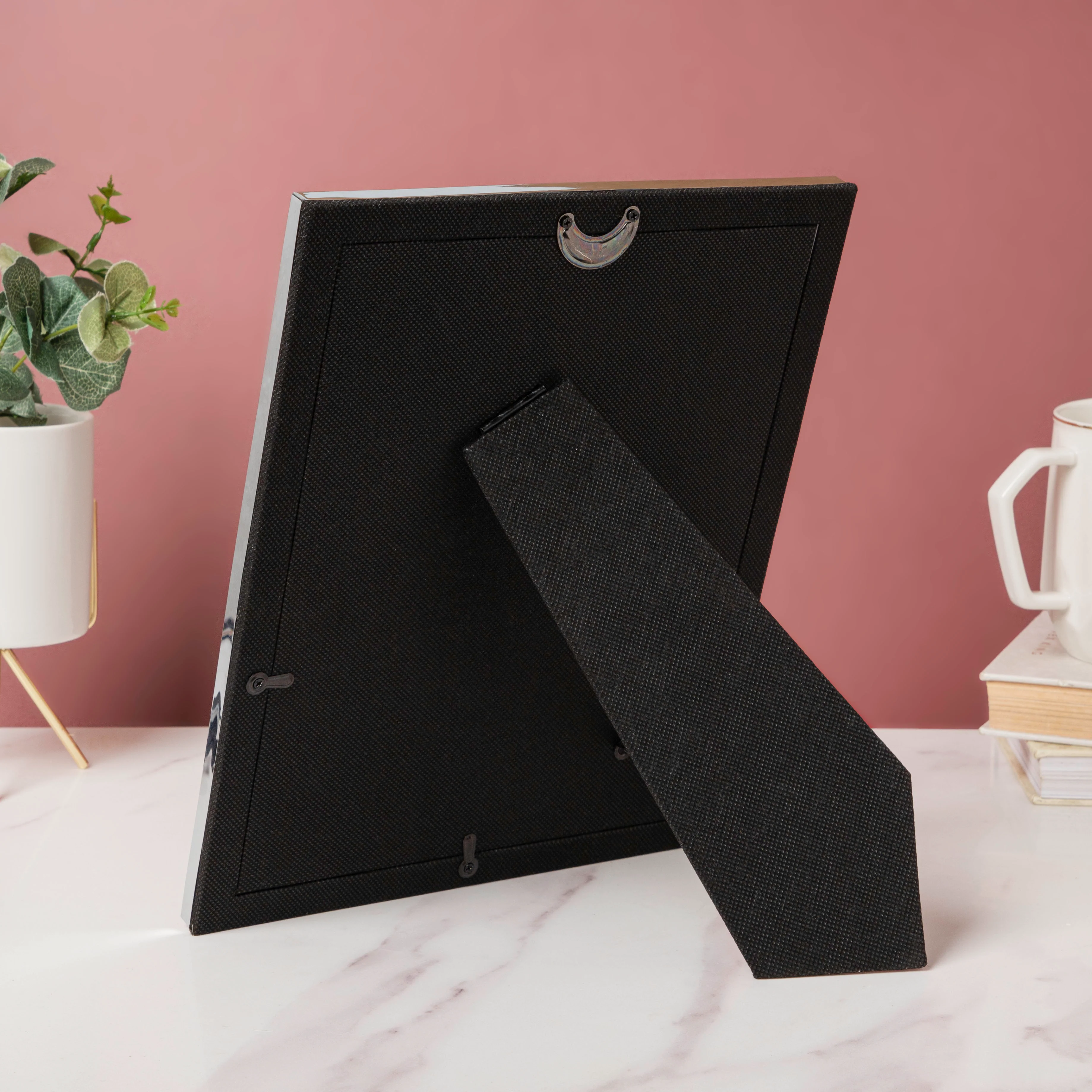 Sleek White Photo Frame 11 Inch - Image 3