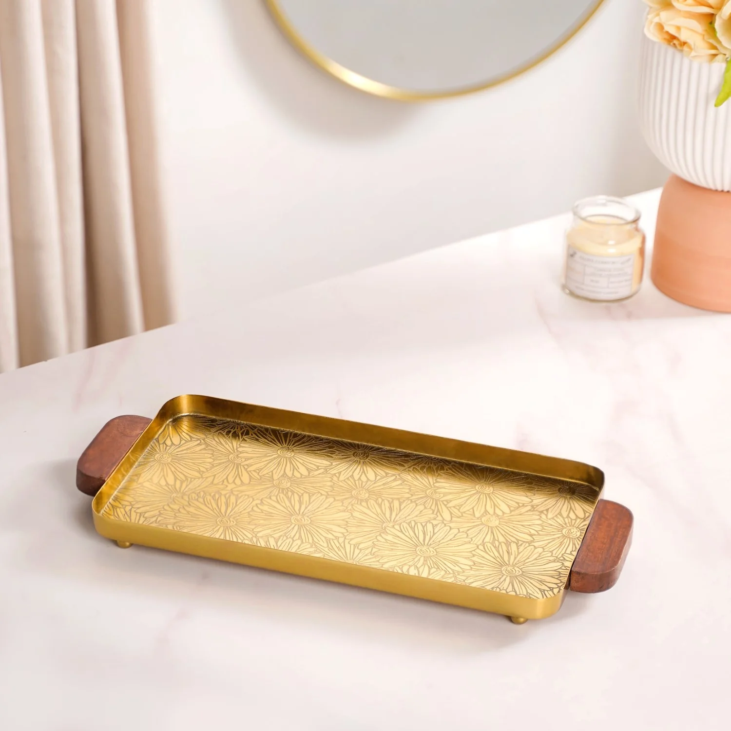 Small Daisy Embossed Metal Tray With Mango Wood Handles - Image 2