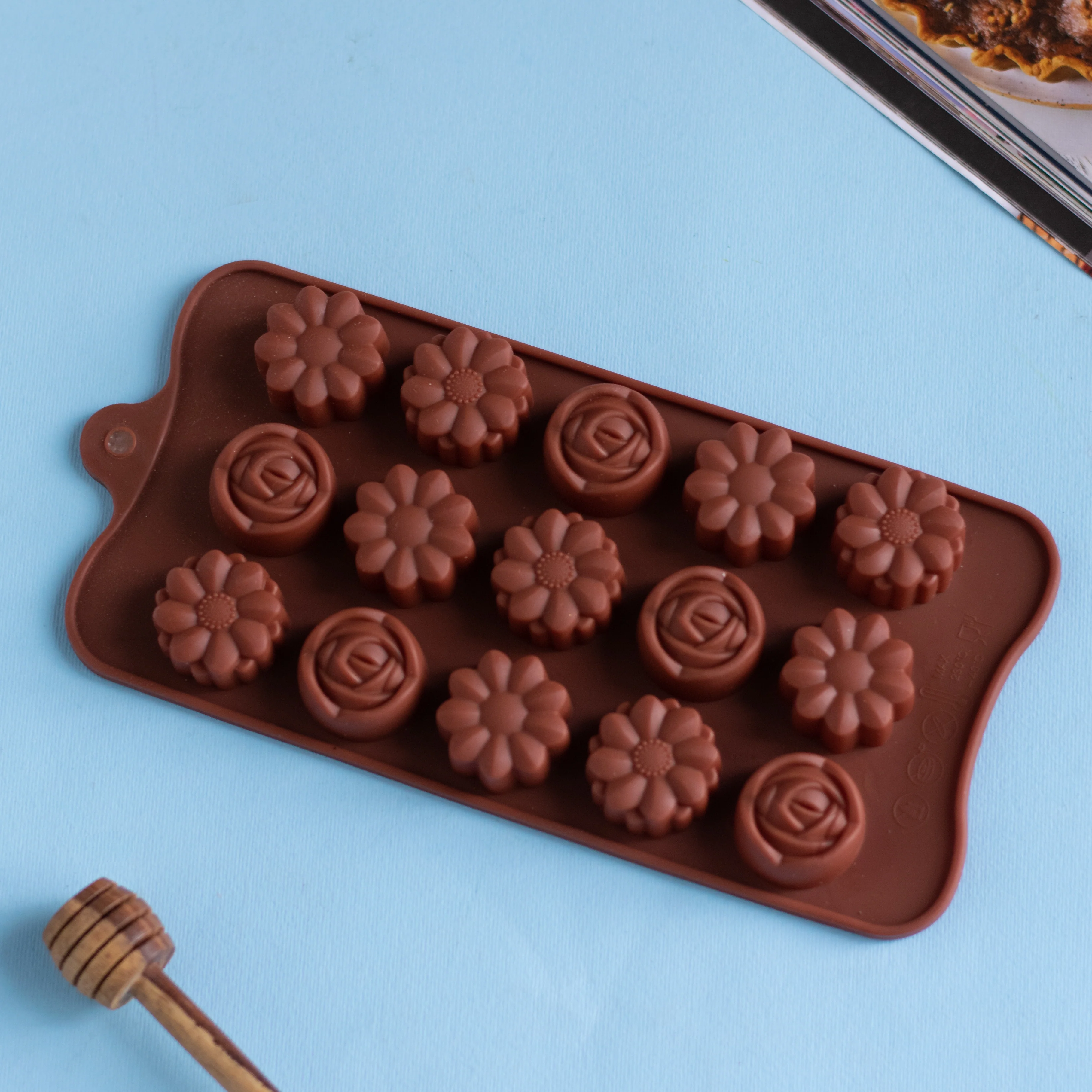 Small Floral Moulds - Image 2