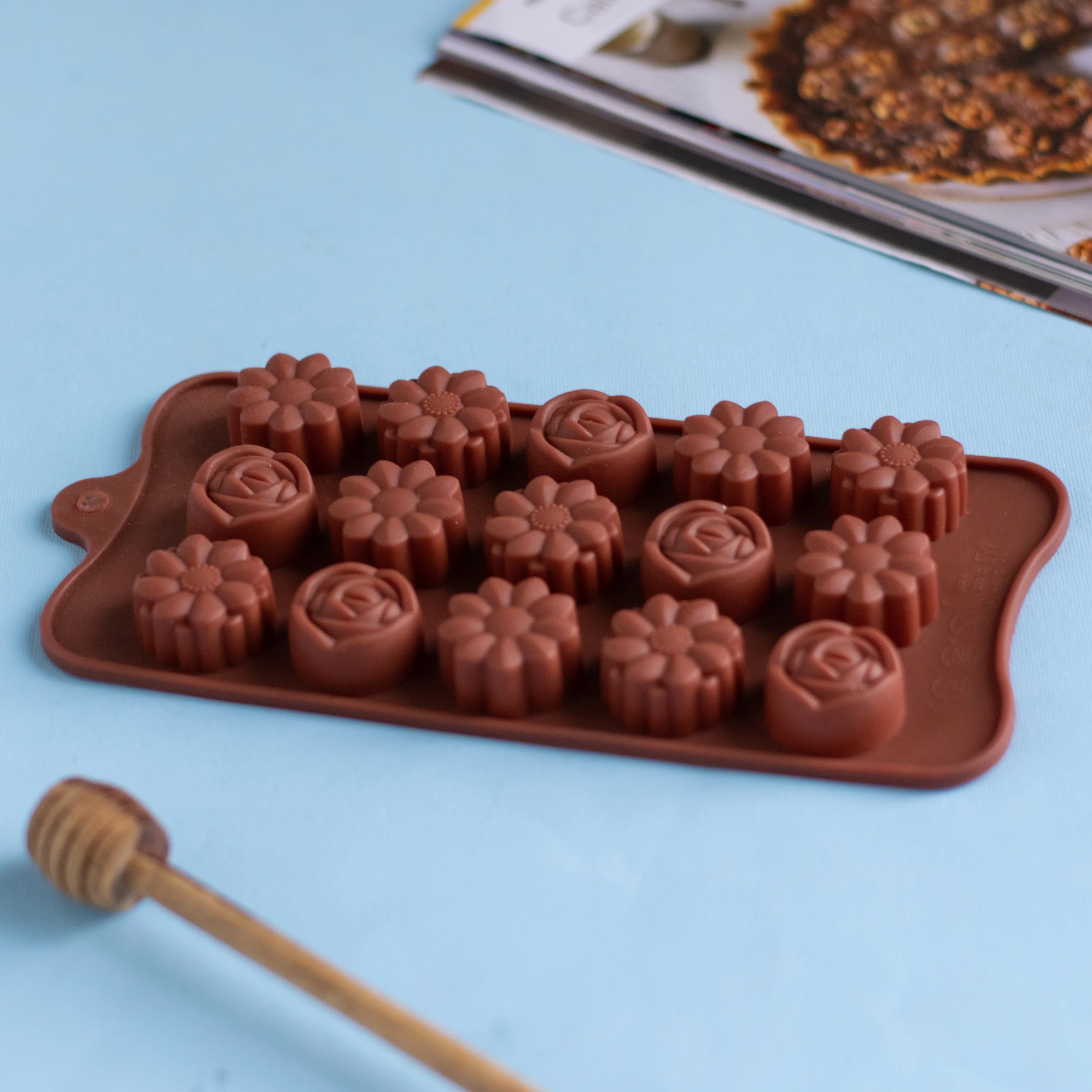 Small Floral Moulds - Image 4
