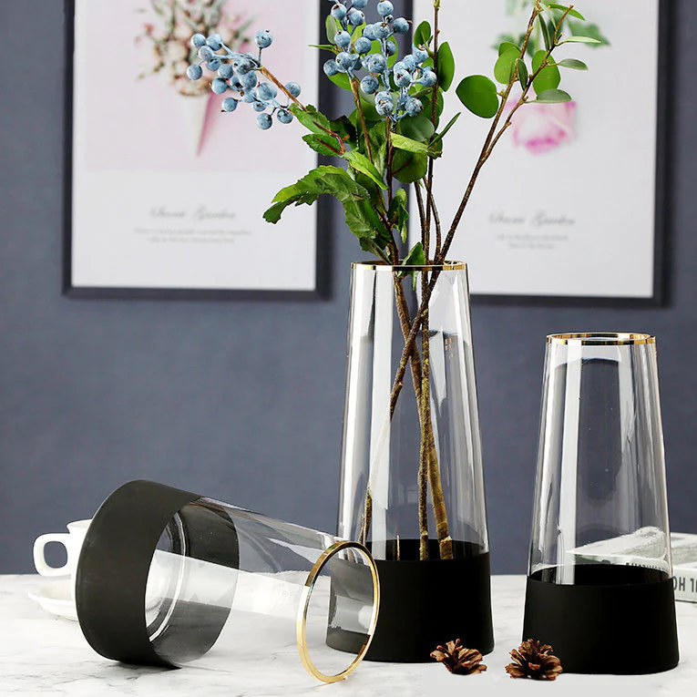 Small Modern Glass Vase - Image 7