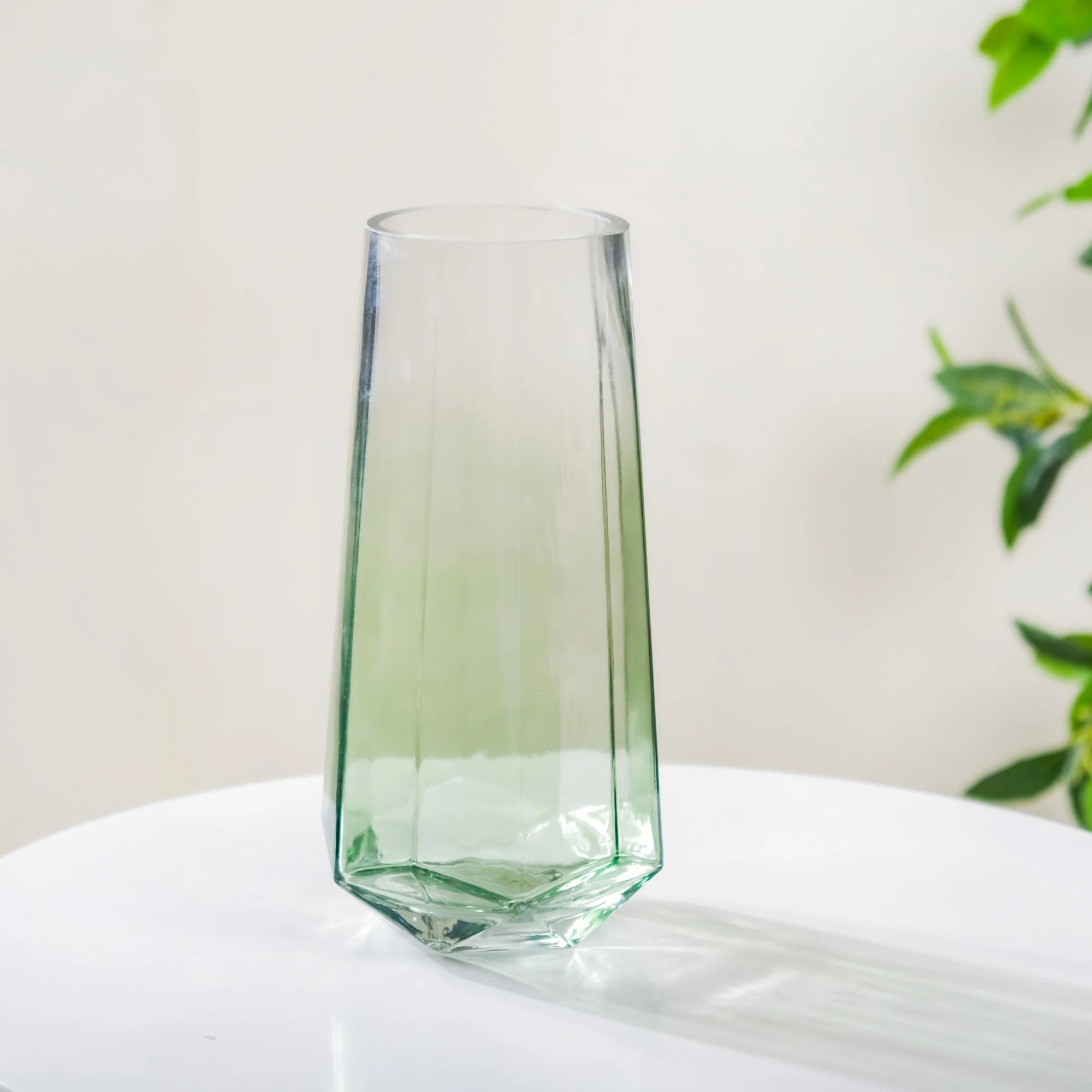 Small Opaque Vase - Image 10
