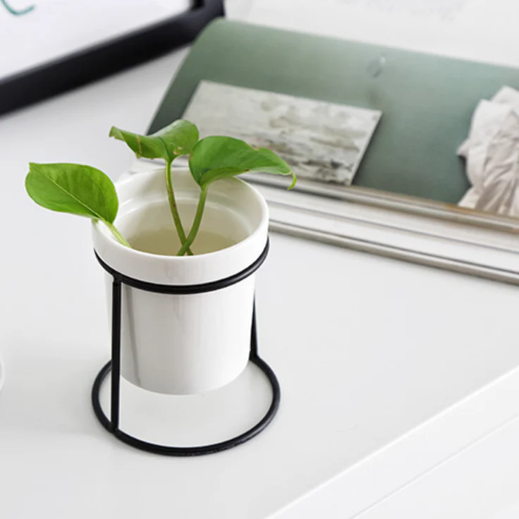 Small Pot Planter - Image 10
