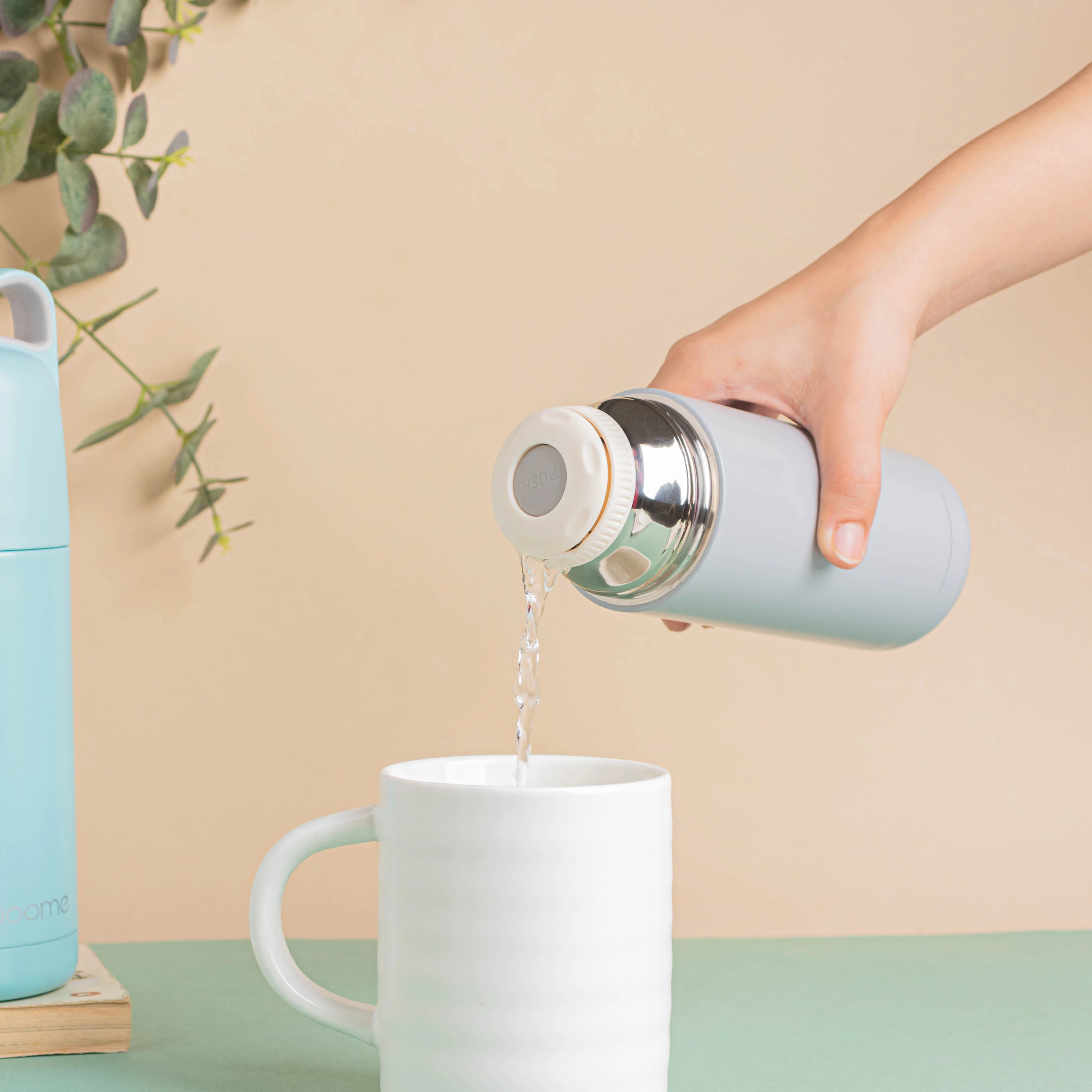 Small Vacuum Steel Flask - Image 12