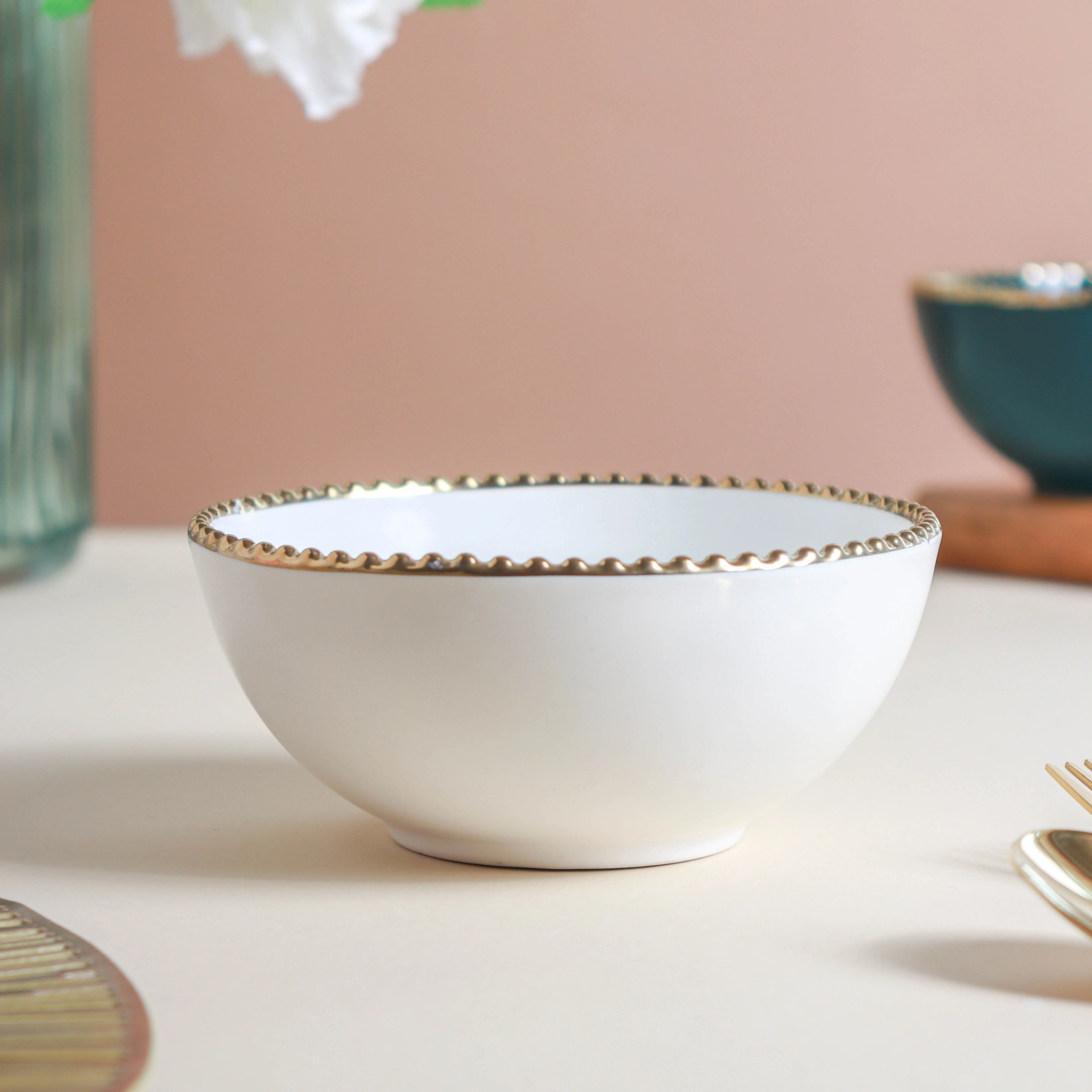 Snack Bowl With Gold Rim 300 ml - Image 10