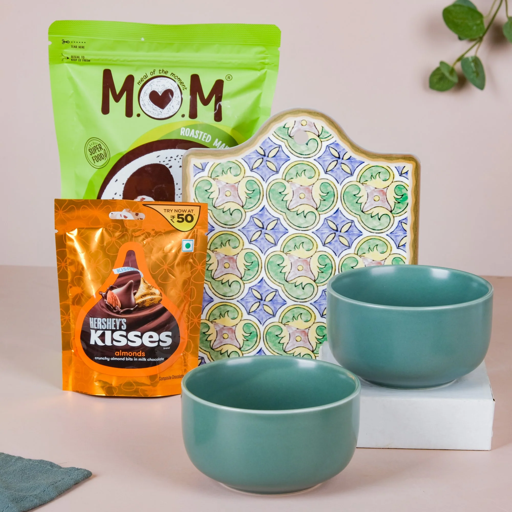 Snack Bowl With Platter Snacktime Festive Hamper Set Of 5 - Image 2