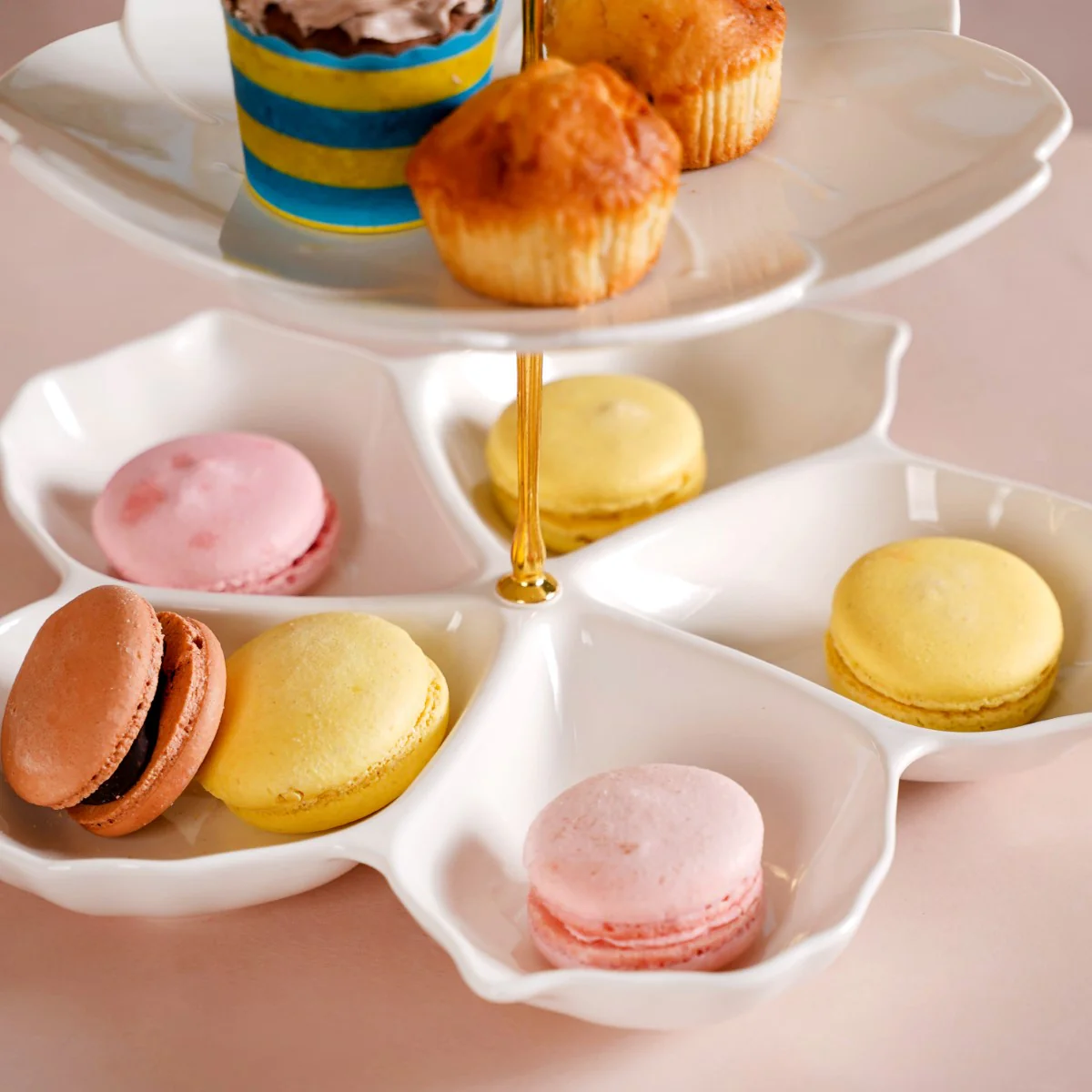Snow White Flower 3-tier Snack Stand - Image 3