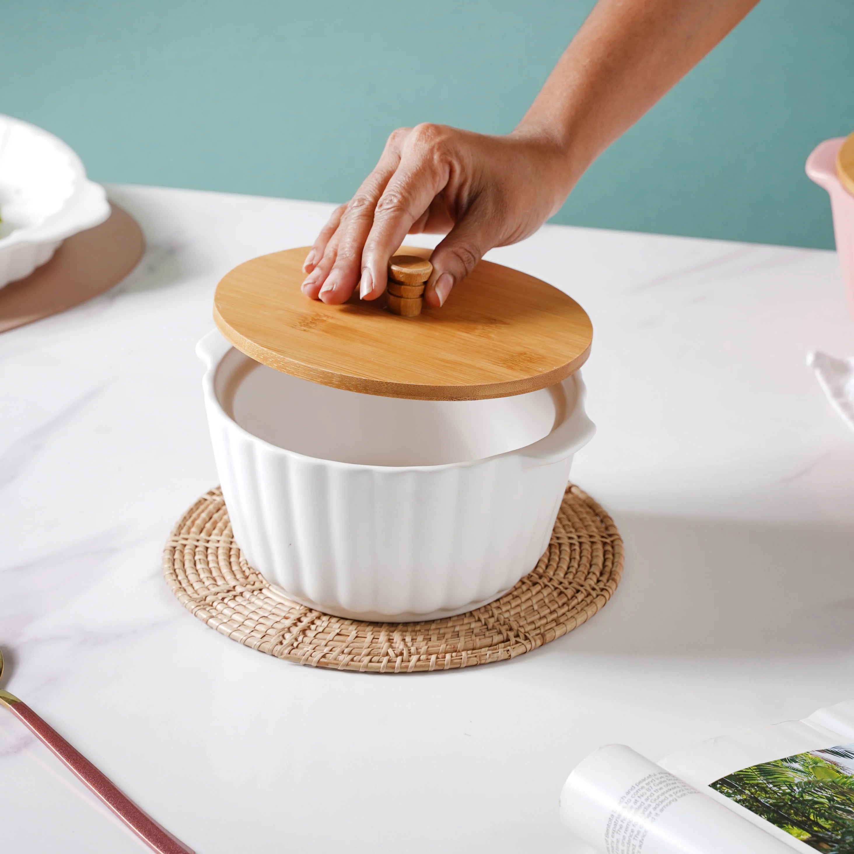 Snow White Scalloped Pot With Lid 8 Inch - Image 4