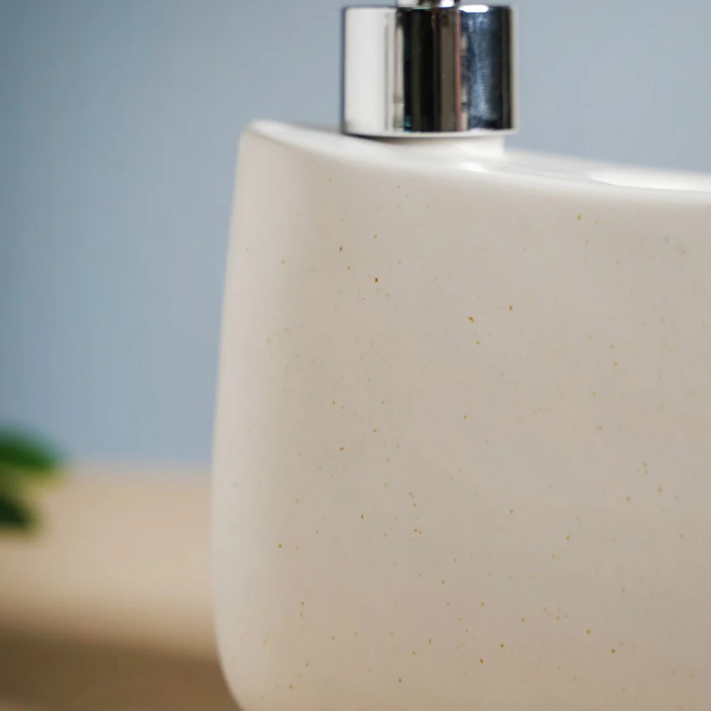 Soap Dispenser With Built-In Brush Holder 950 ml - Image 7
