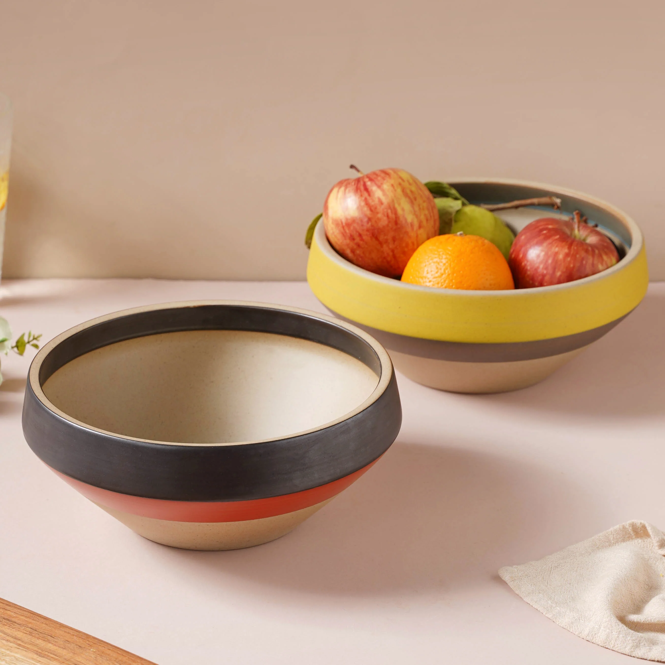 Soboku Red And Black Large Serving Bowl 7.5 Inch 1.3 L - Image 6