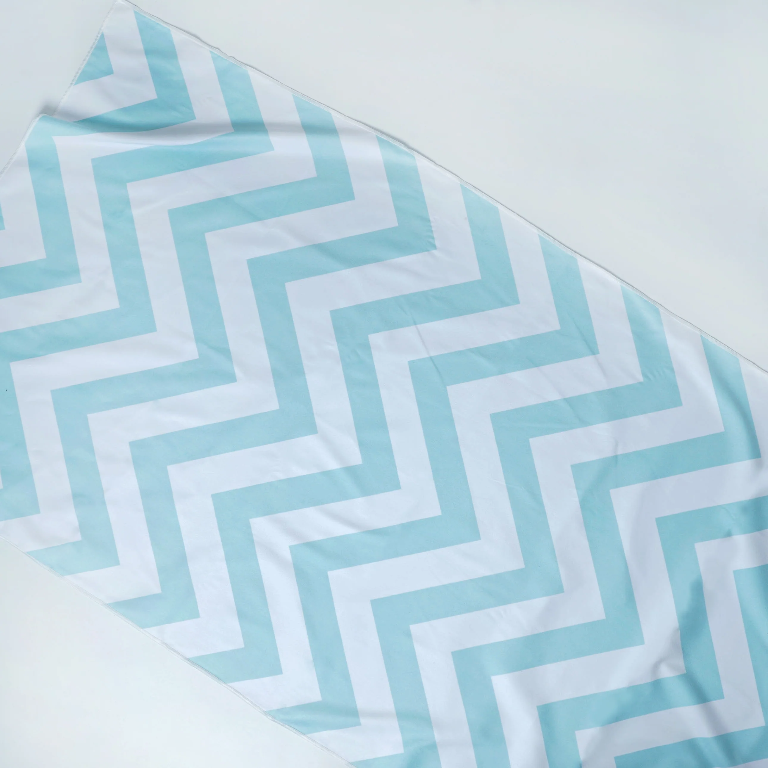 Chevron Beach mat - Image 2