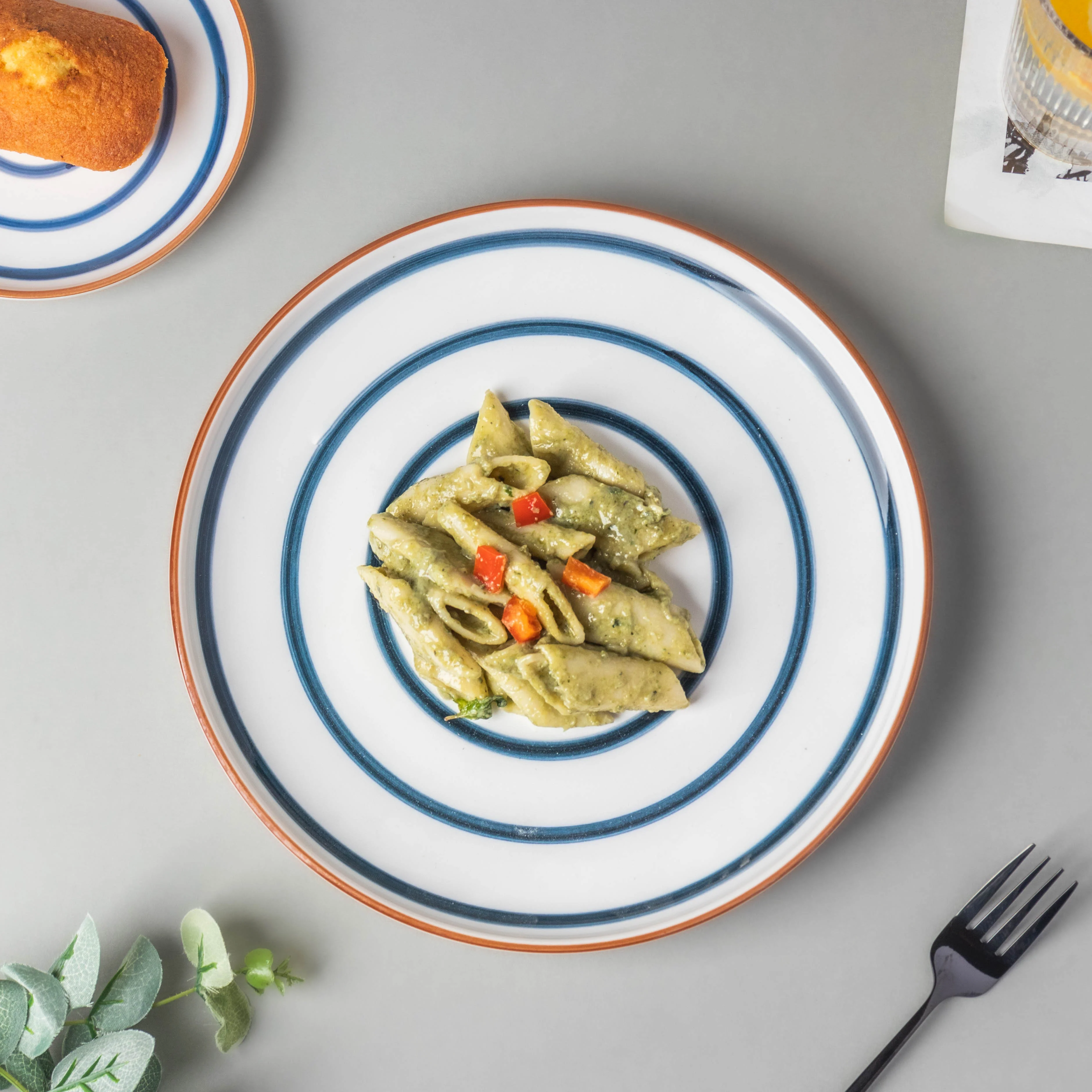 Spiral Dinner Plate Blue 10 Inch - Image 3