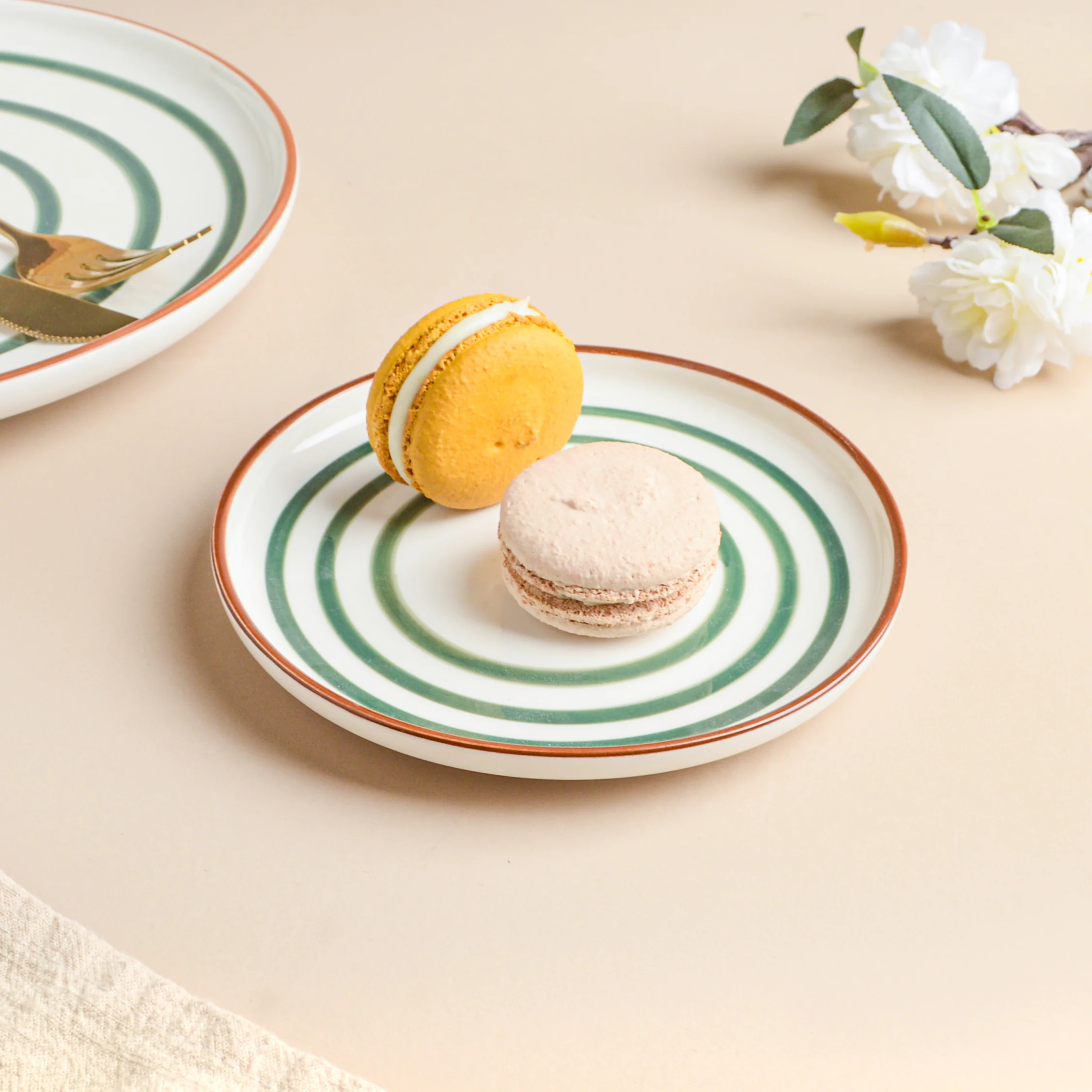 Spiral Snack Plate Green 6 Inch - Image 3