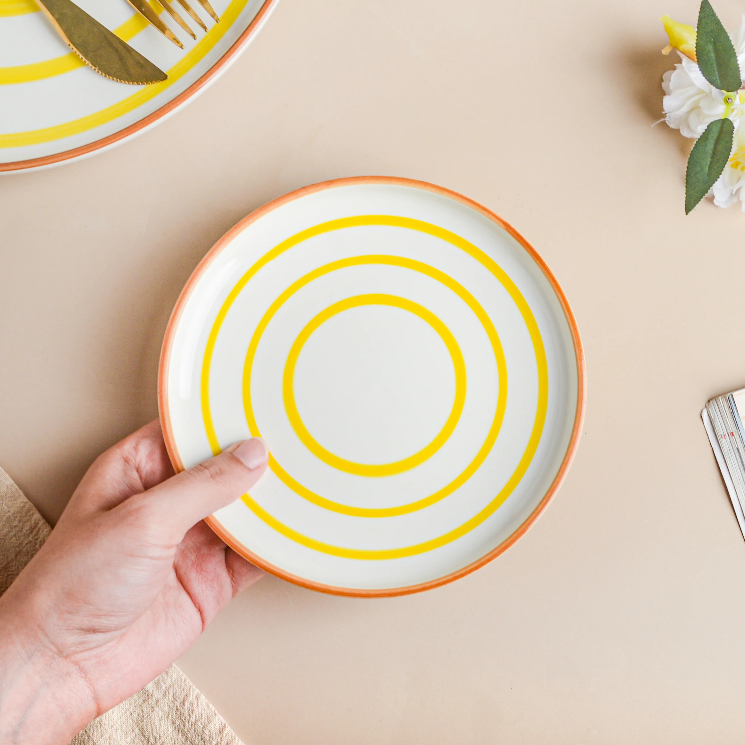 Spiral Yellow 22 Piece Dinner Set For 6 - Image 6