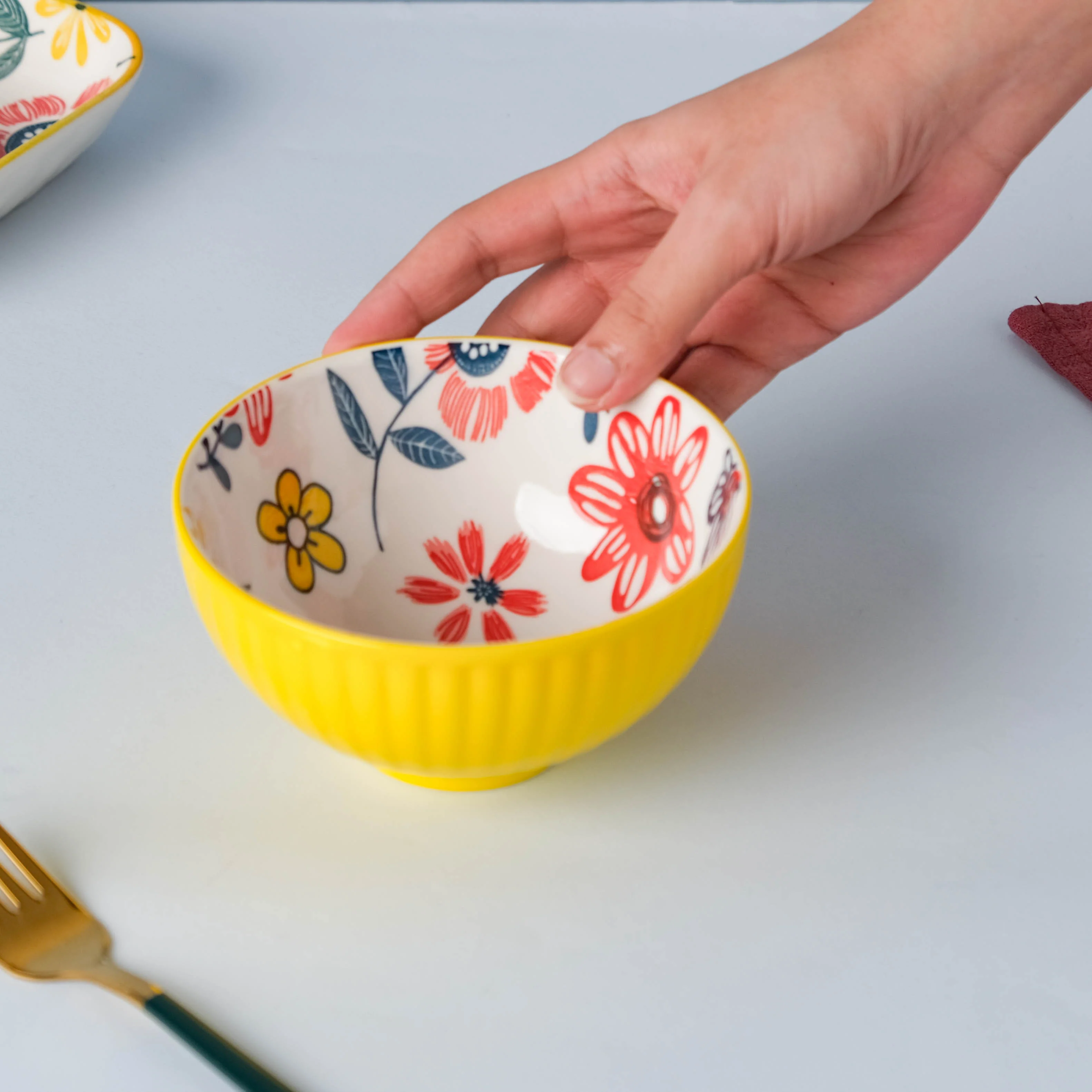 Spring Floral Salad Bowl Small 300 ml - Image 2
