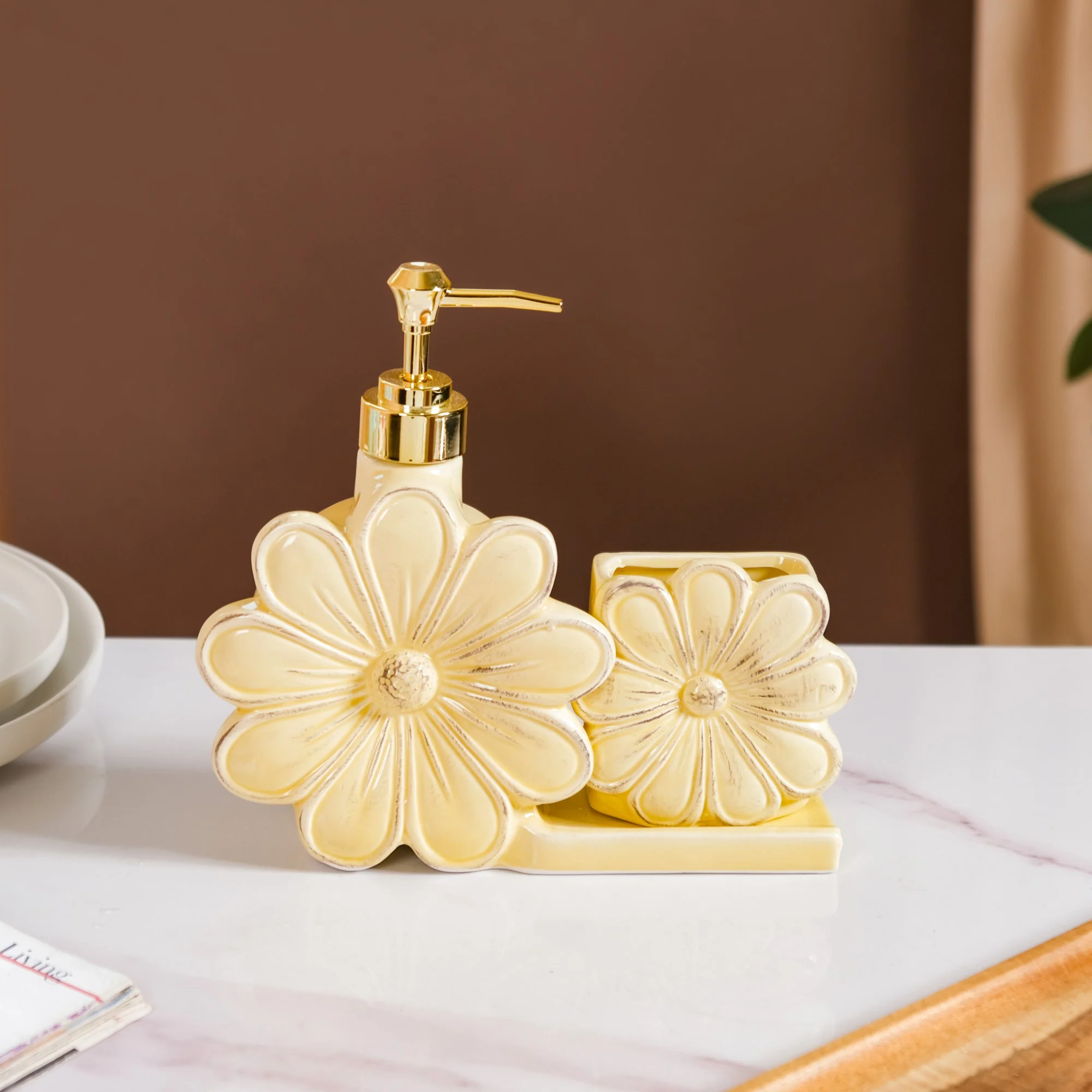 Spring Flower Liquid Dispenser With Holder Yellow - Image 12