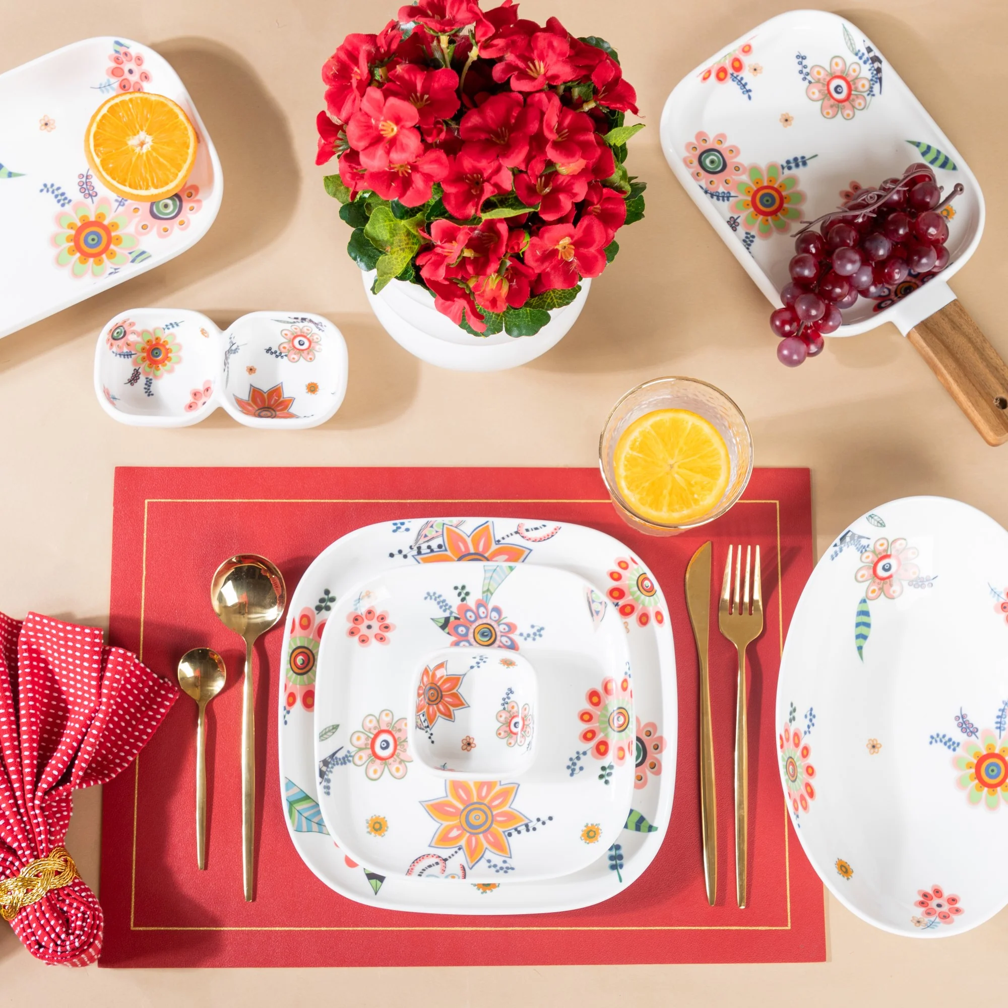 Square Dinner Plate Floral - Image 2