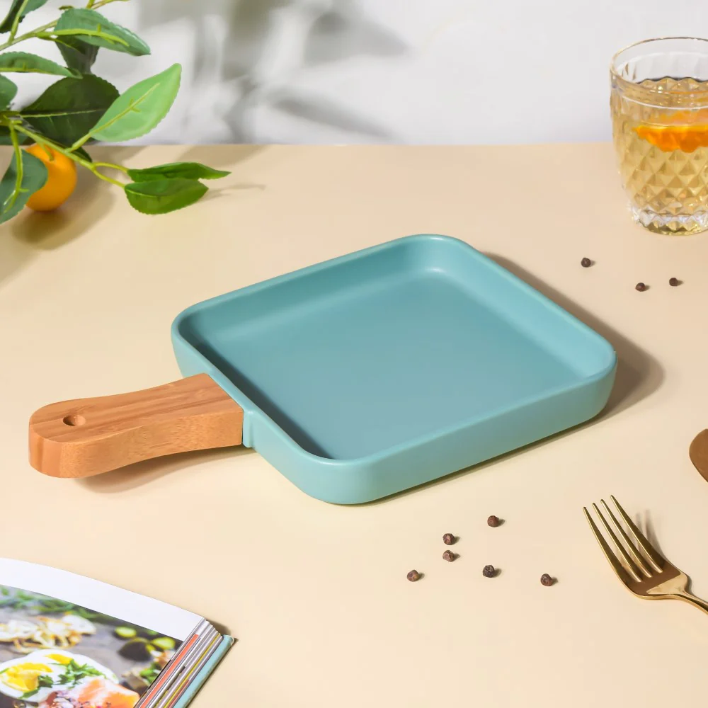 Square Plate With Wooden Handle Green - Image 3