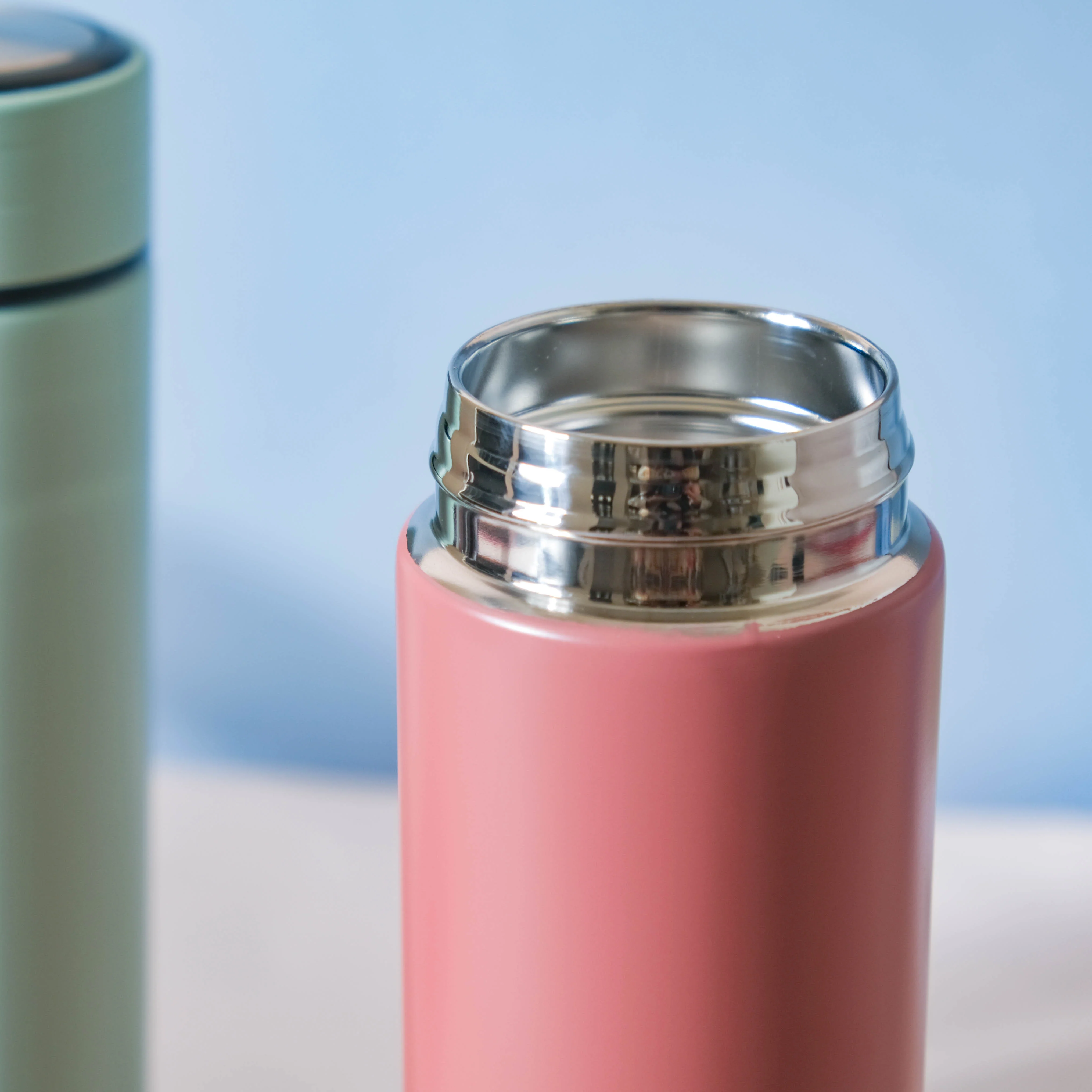 Stainless Steel Thermos Flask - Image 9