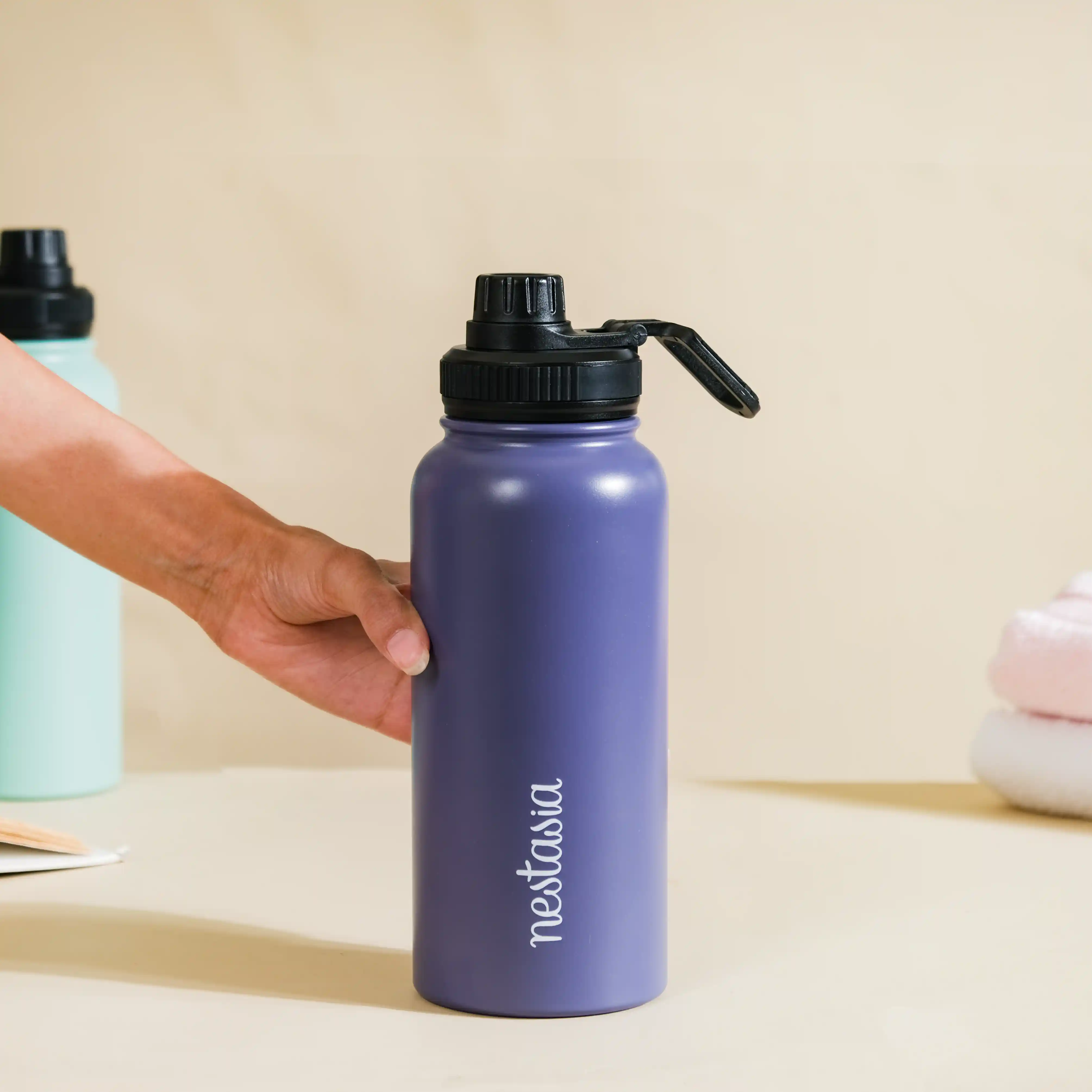 Stainless Steel Travel Bottle Blue 1L - Image 3