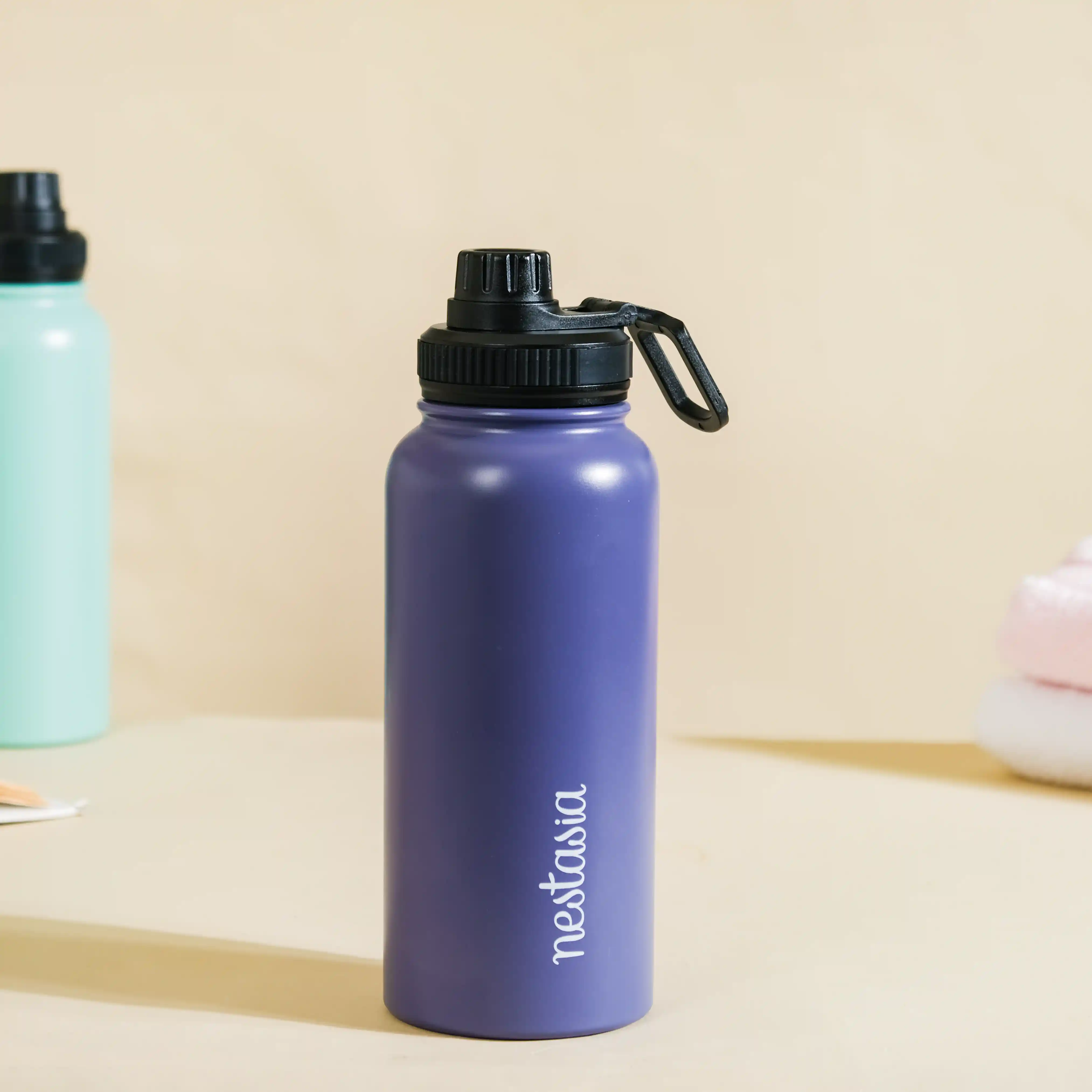 Stainless Steel Travel Bottle Blue 1L - Image 4