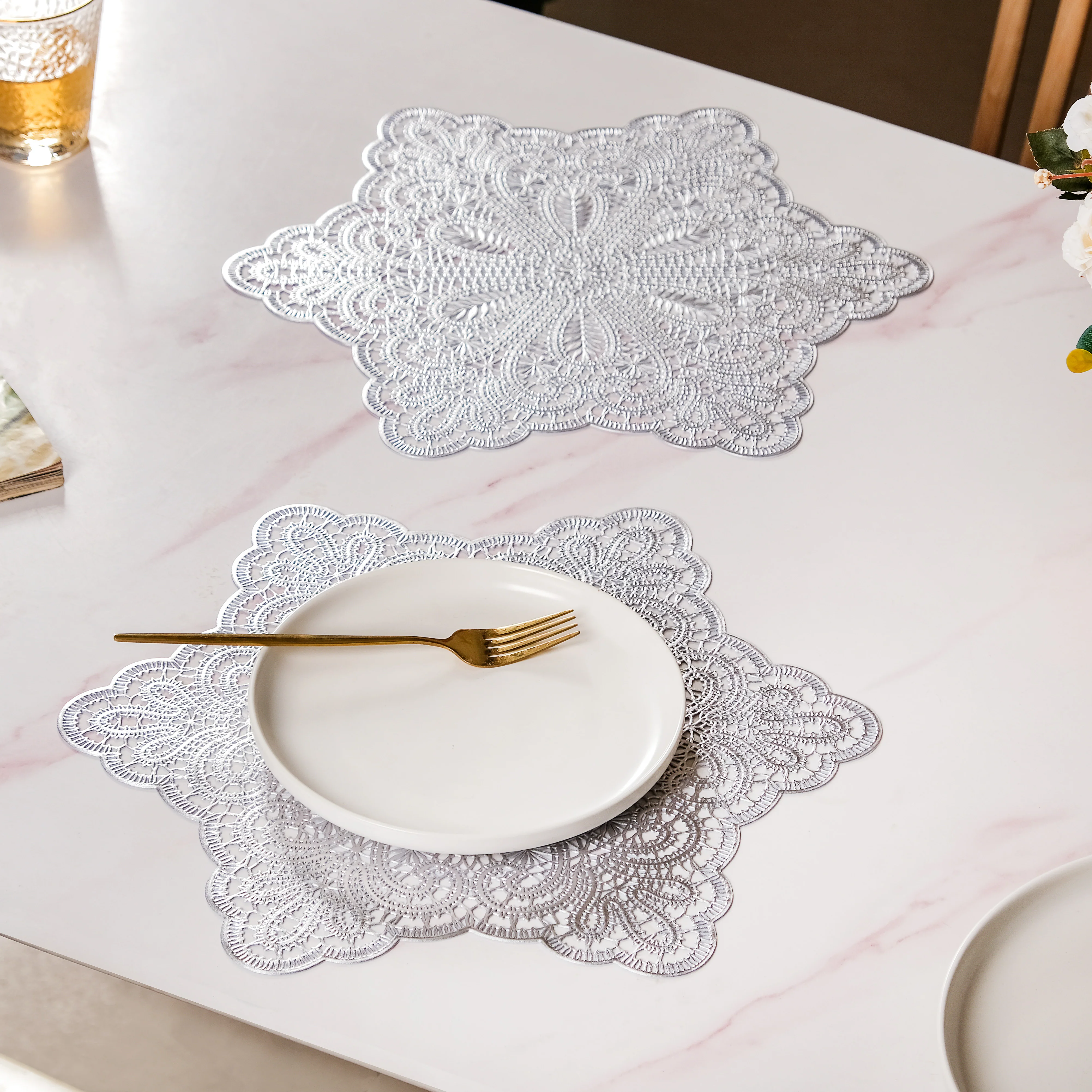 Star Shaped Cutwork Table Mat Silver Set Of 6 - Image 6