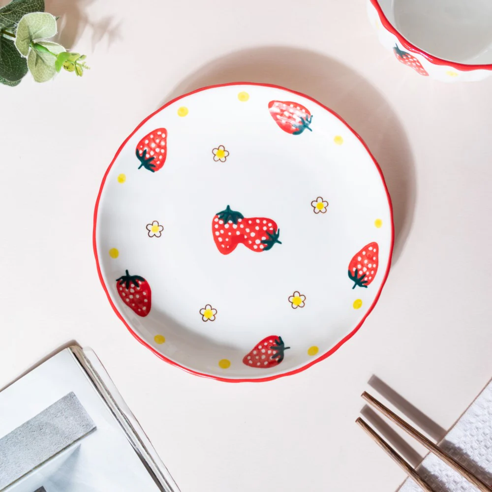 Strawberry 8 Piece Dinner Set For 2 - Image 4