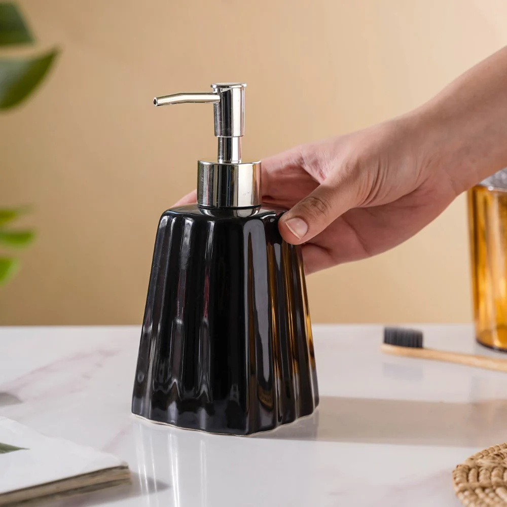 Striped Ceramic Soap Dispenser Black 7 Inch - Image 3
