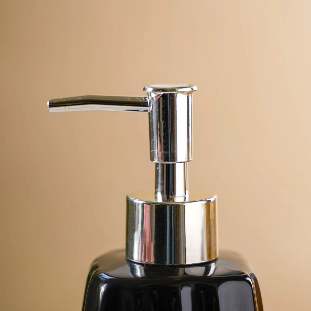 Striped Ceramic Soap Dispenser Black 7 Inch - Image 4