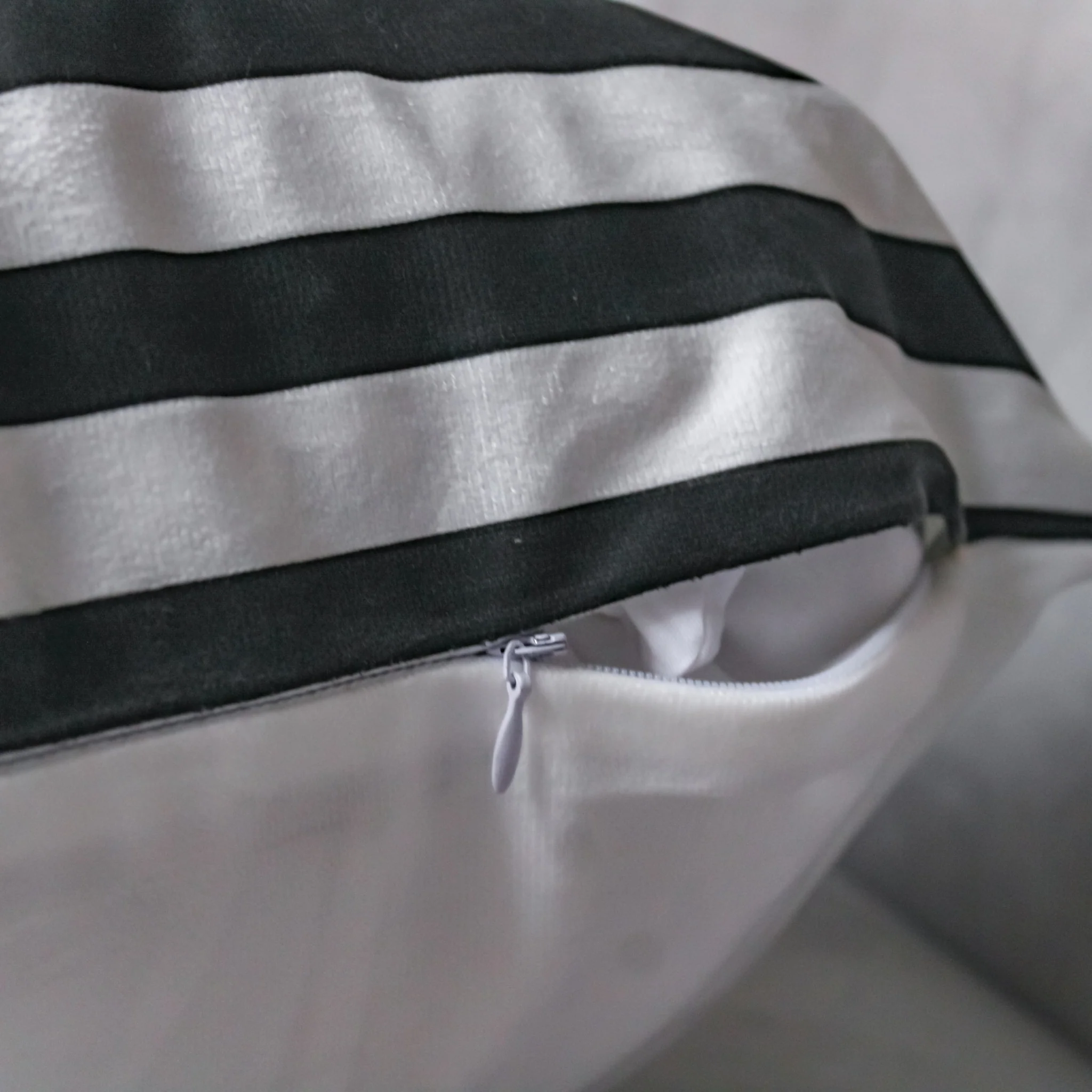 Striped Cushion Cover Set of 2 - Image 8
