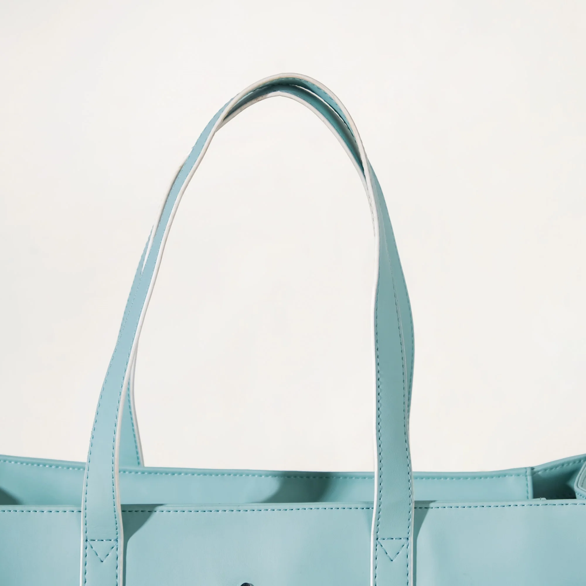 Stylish Travel Tote Bag Turquoise - Image 15