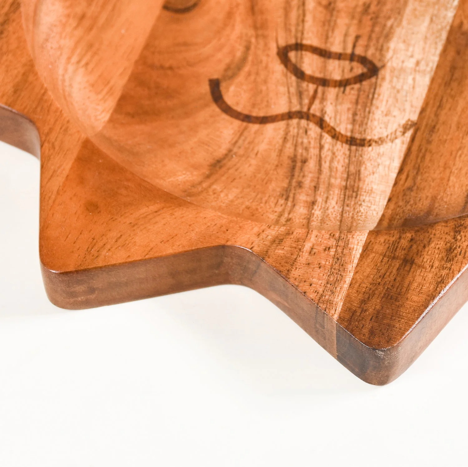 Lion Shaped Wooden Platter - Image 7