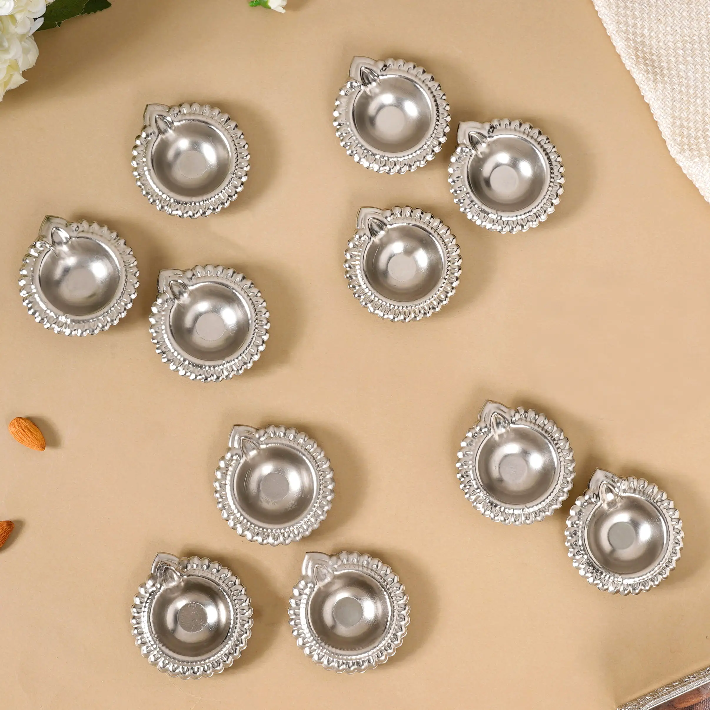 Sustainable Metal Tea Light Holder Silver Set Of 11 - Image 10