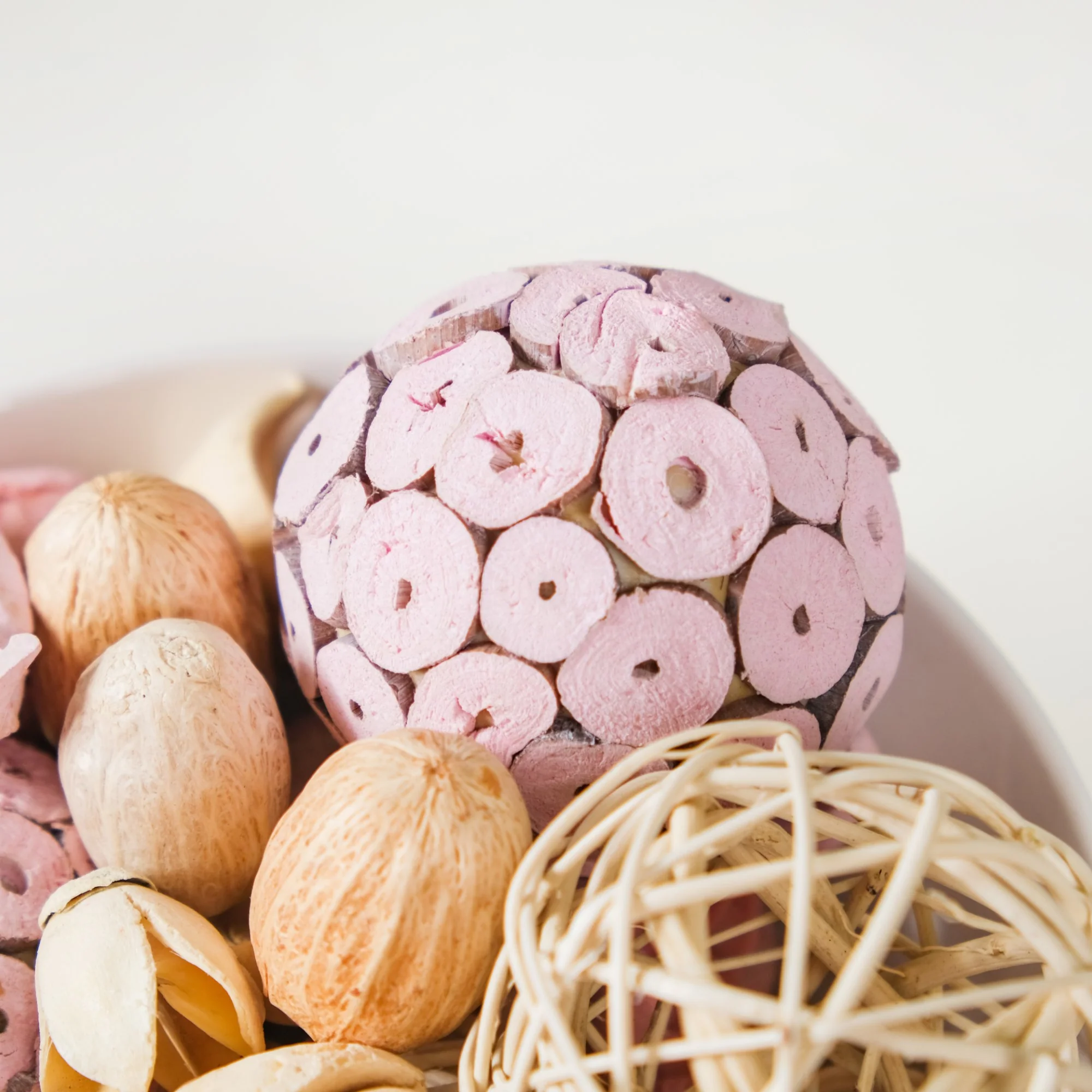 Sustainable Sola Flower Potpourri Pink - Image 7