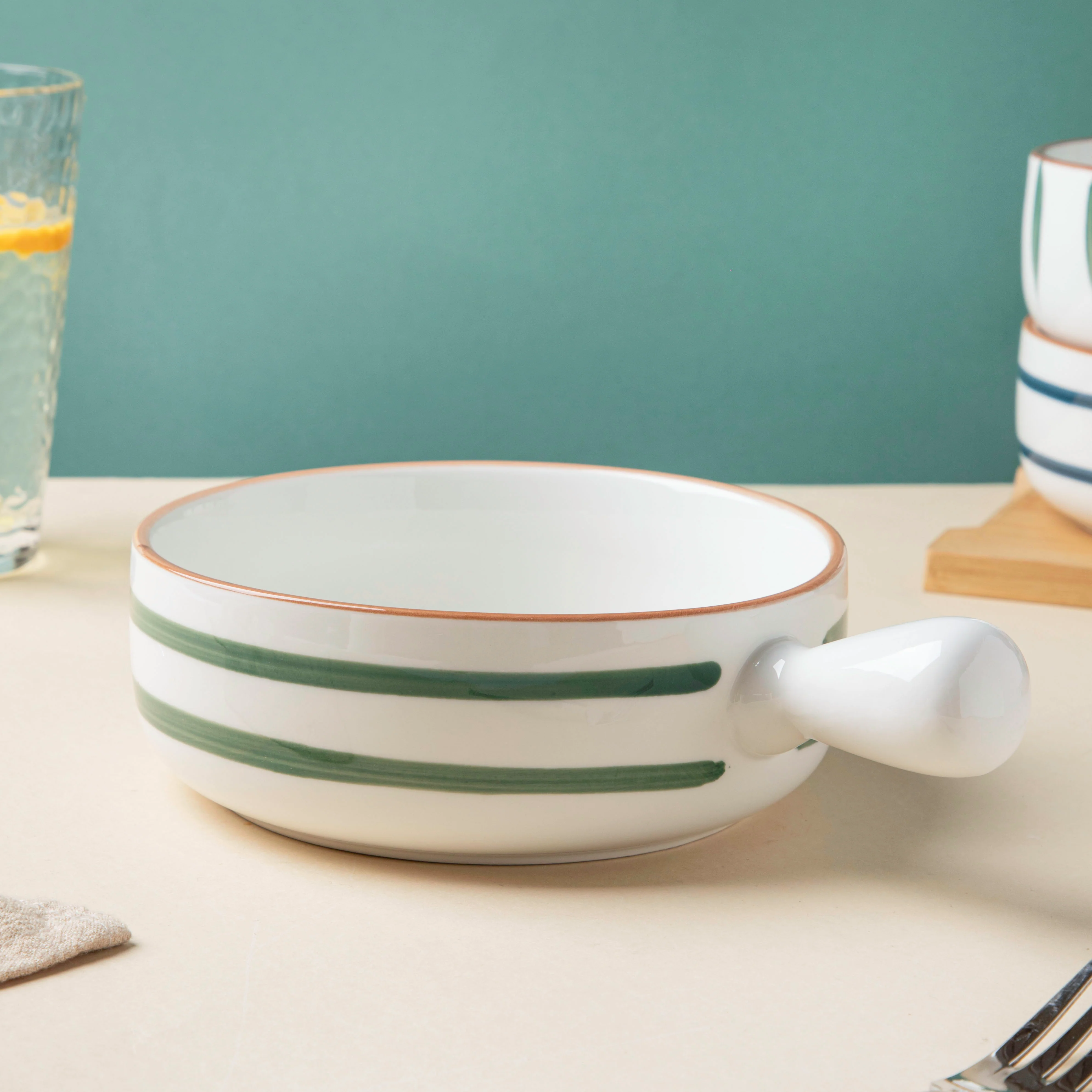Swirl Baking Bowl With Handle Green - Image 5