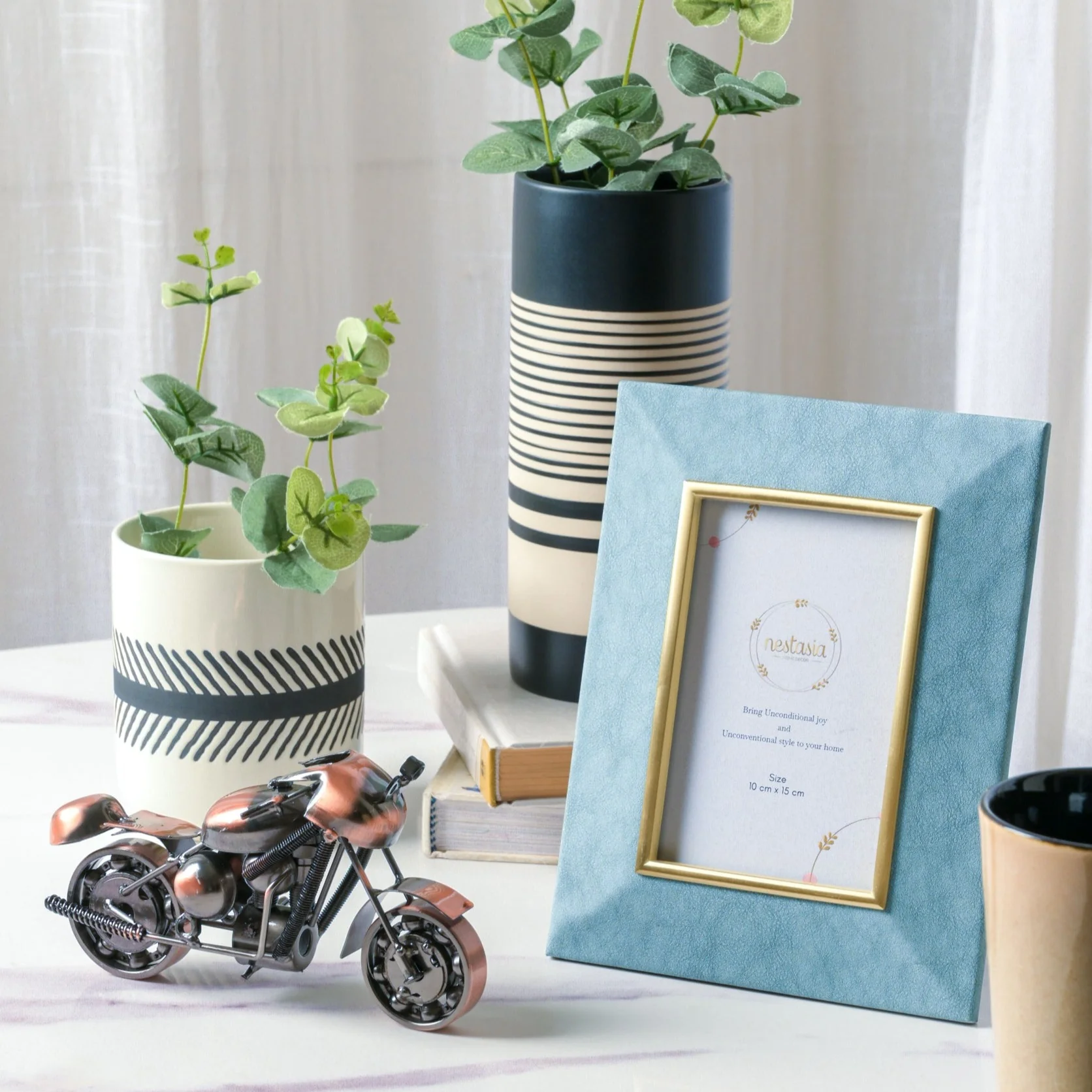 Tabletop Vase - Image 8