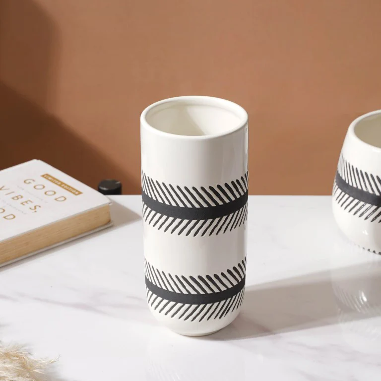 Tall Glossy Vase - Image 3