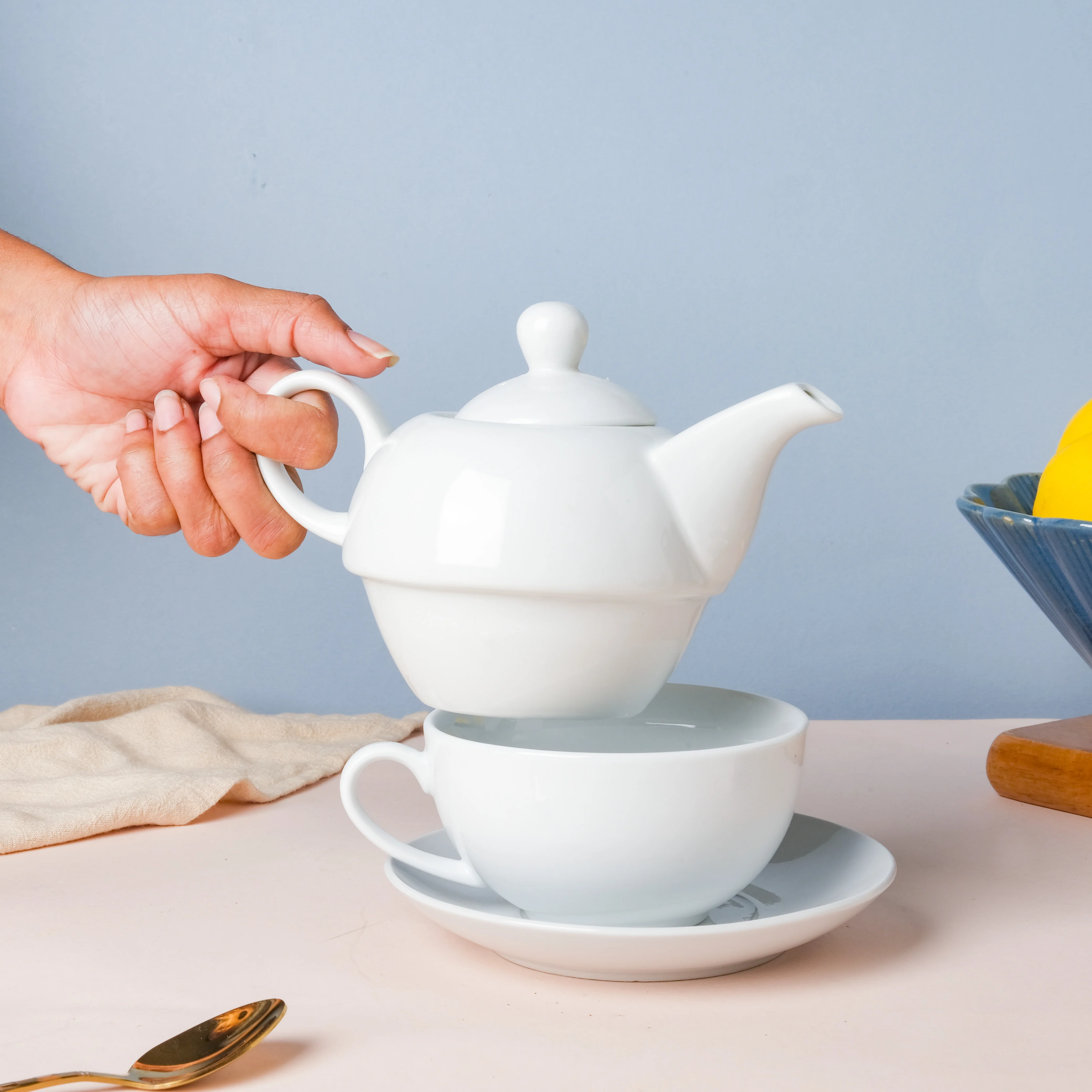 Teapot Set for One - Image 10