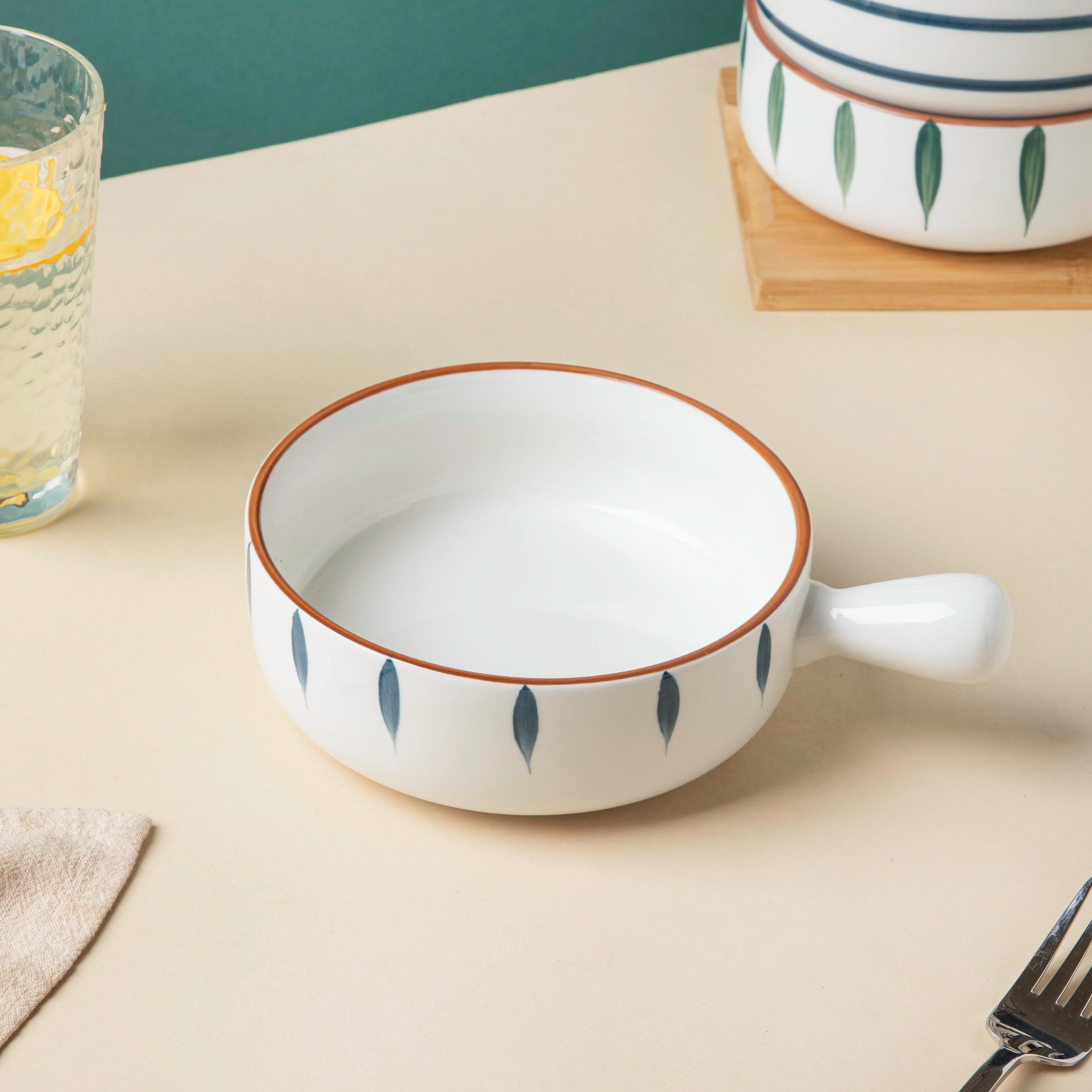 Teardrop Baking Bowl With Handle Blue