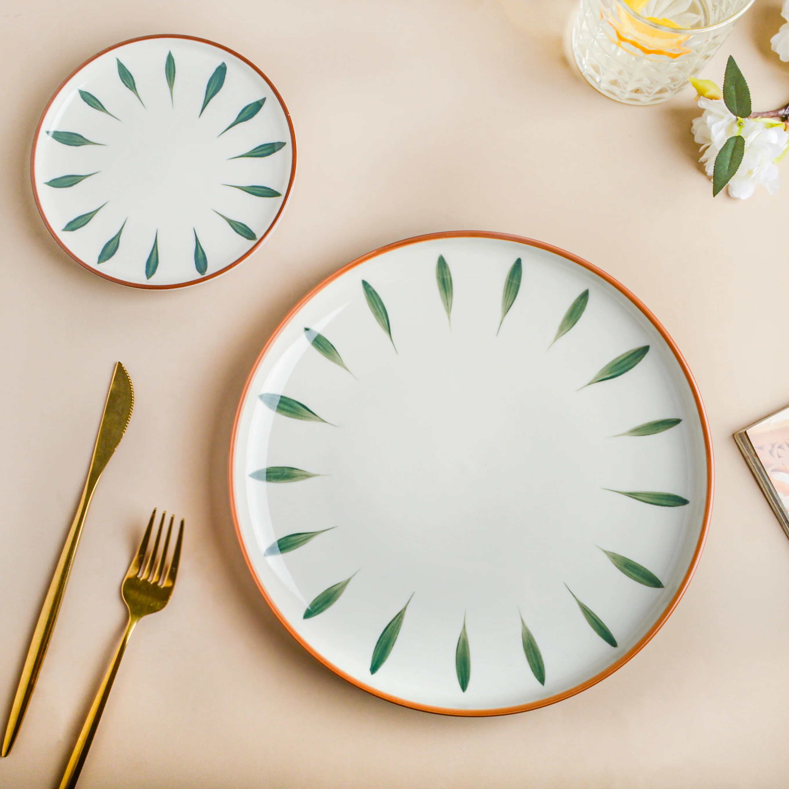 Teardrop Dinner Plate Green 10 Inch - Image 5