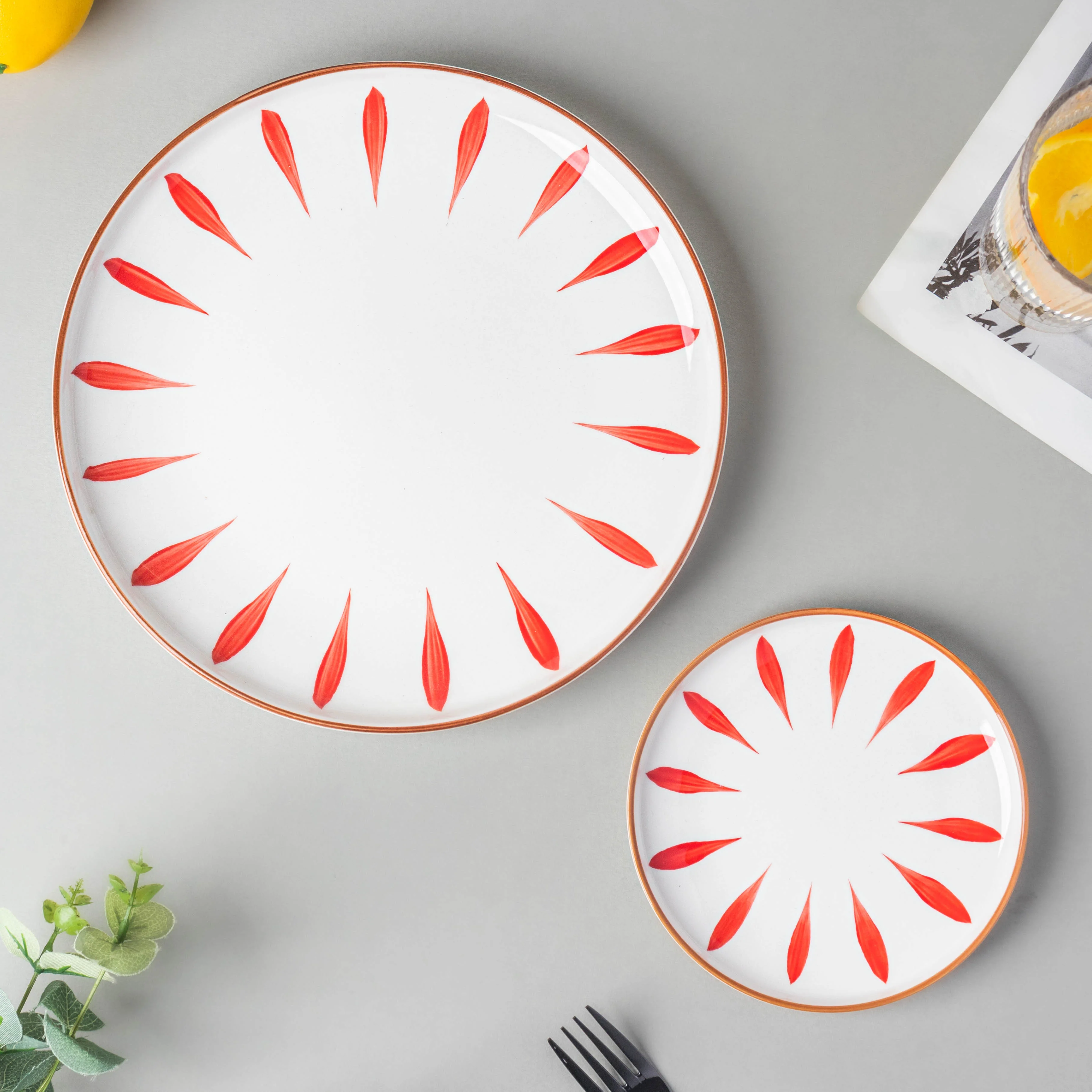 Teardrop Dinner Plate Red 10 Inch - Image 6
