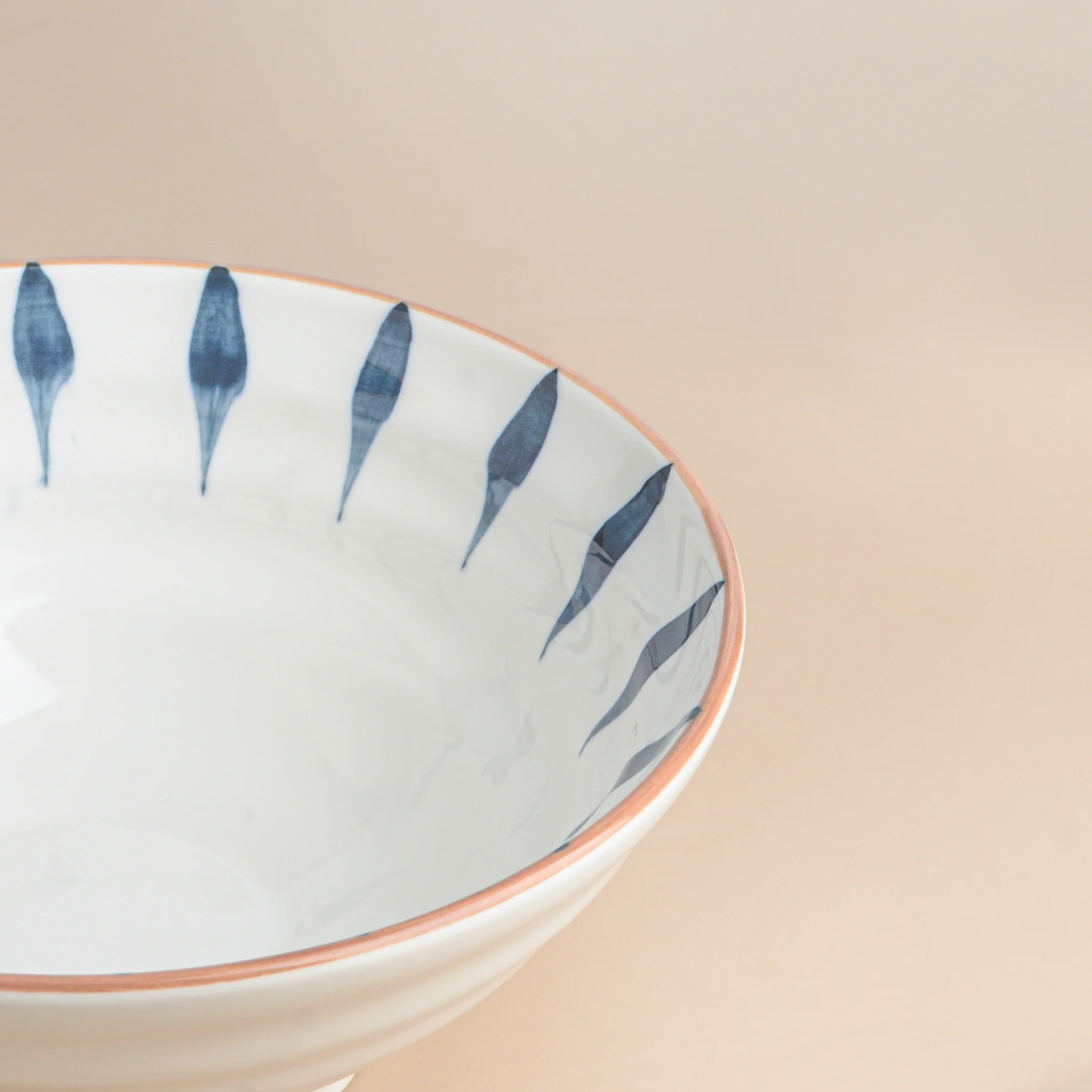 Teardrop Textured Ramen Bowl Blue 550 ml - Image 10