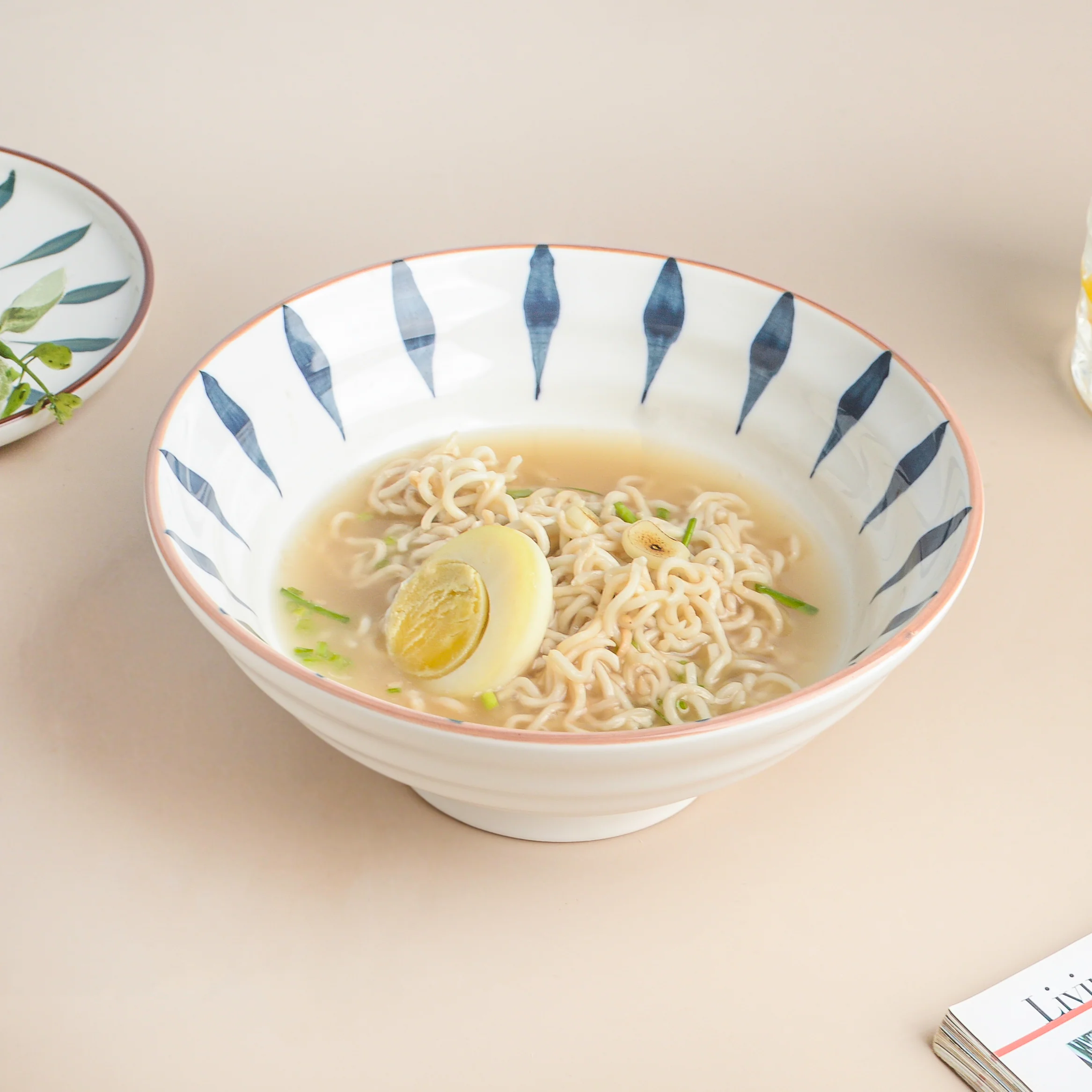 Teardrop Textured Ramen Bowl Blue 550 ml - Image 6