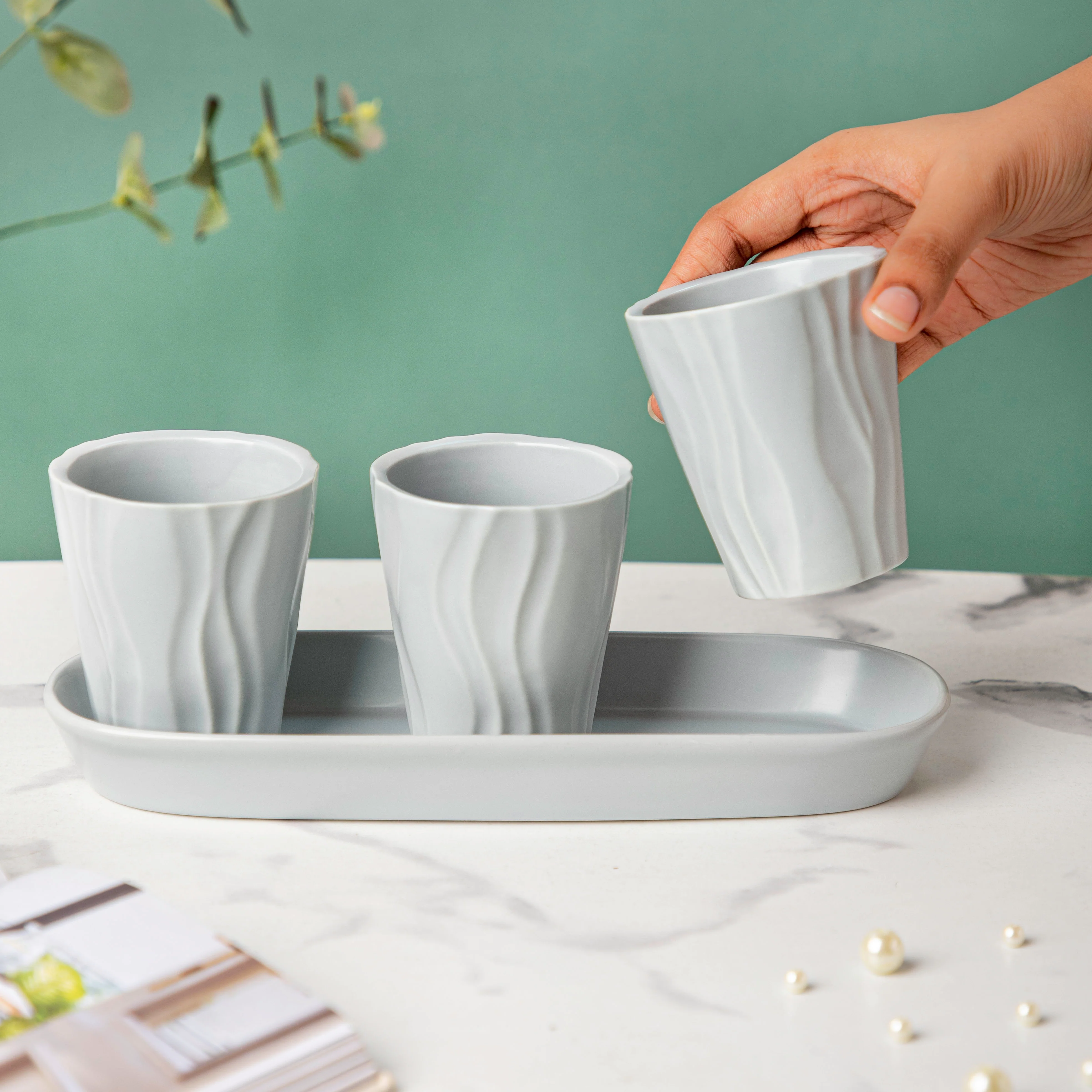 Ternion Wavy Textured Planter Set Of 3 With Plate Grey - Image 2