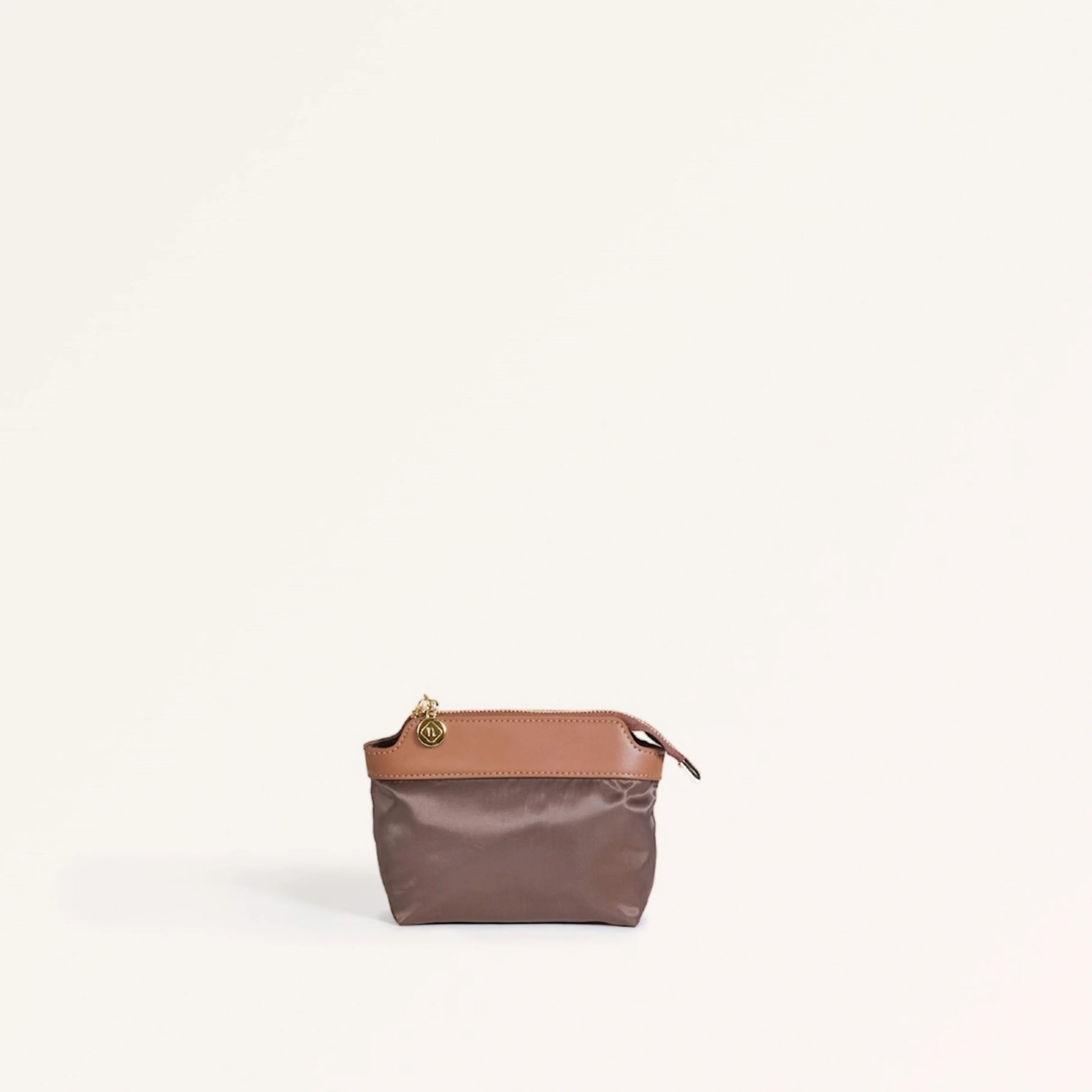 Terra Bucket Bag - Image 9