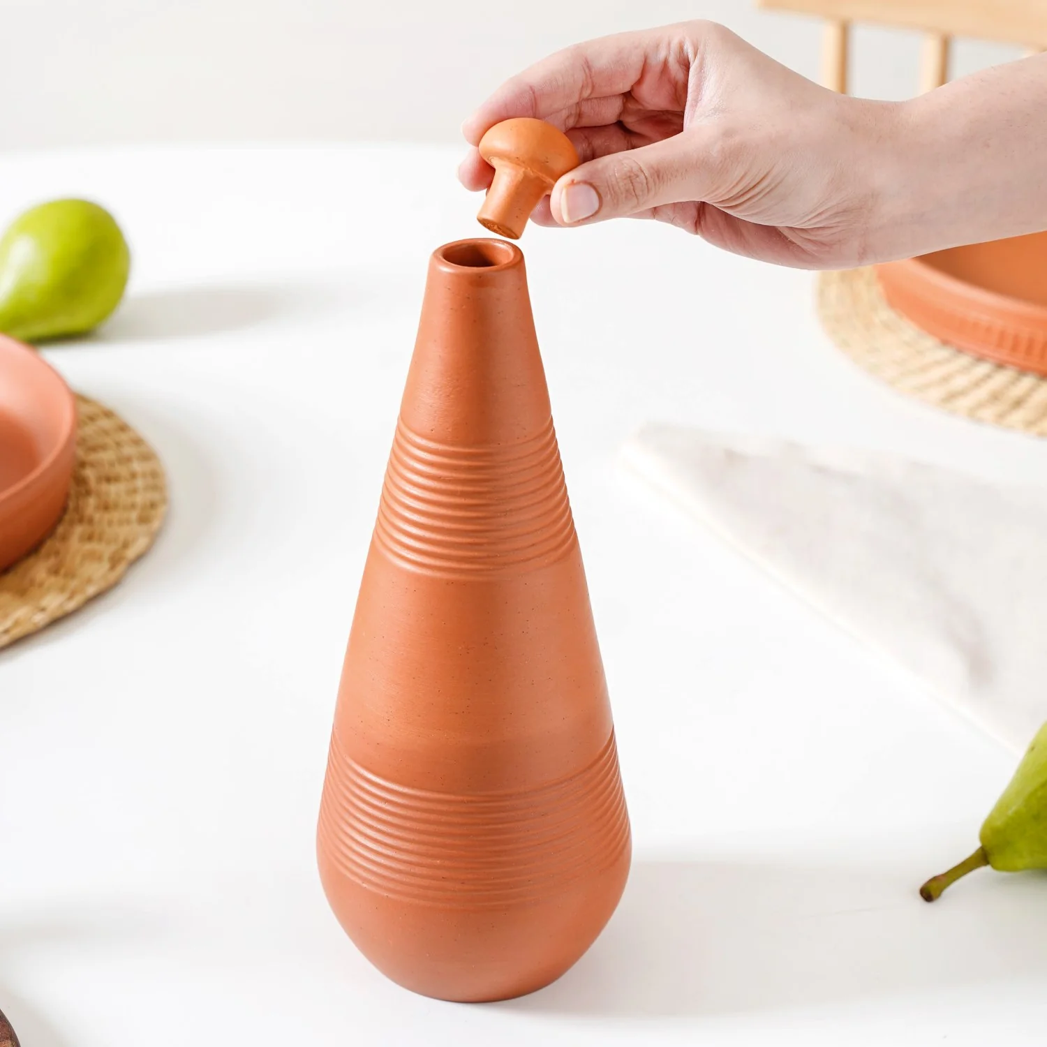 Terracotta Taper Water Bottle 800ml - Image 6