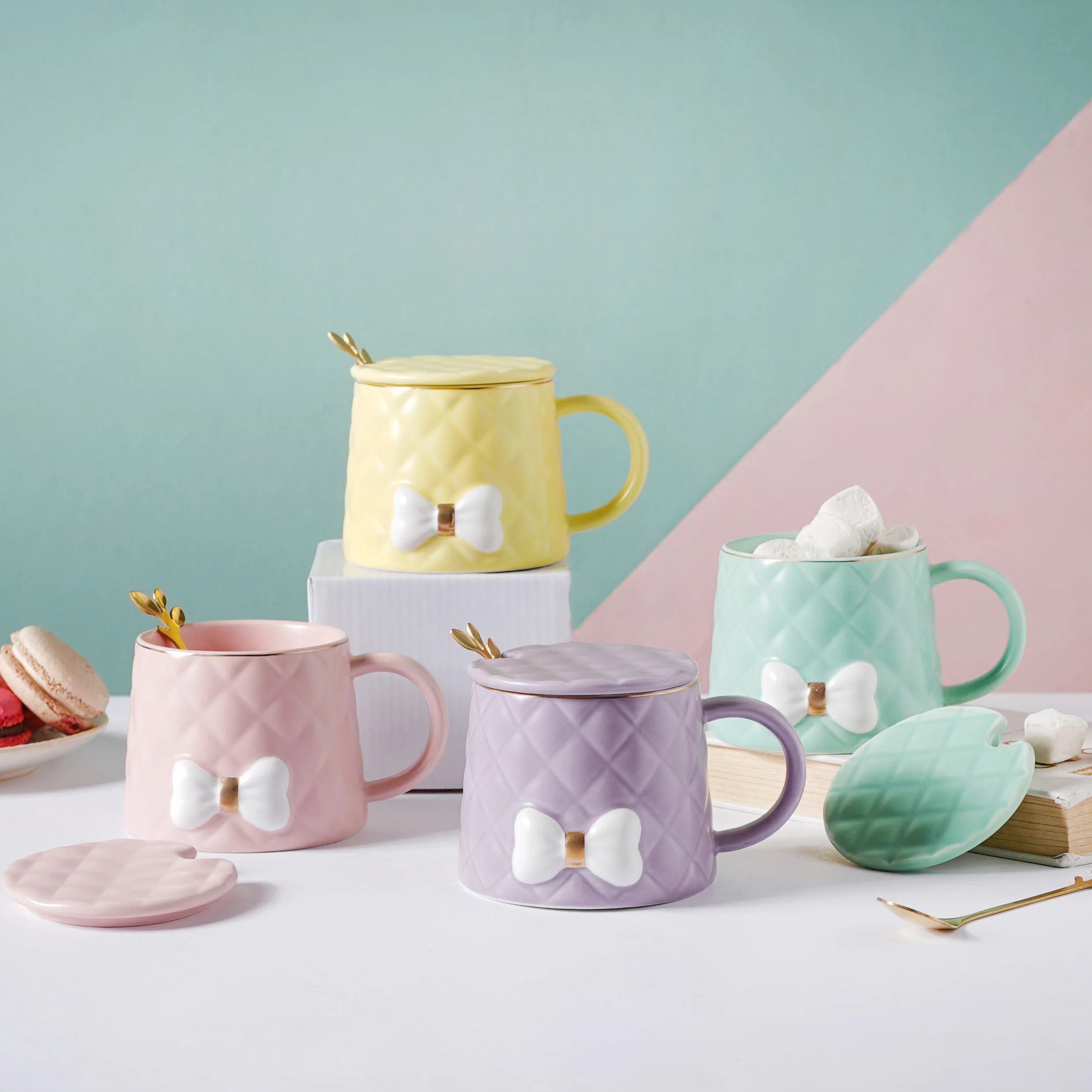 Textured Bow Cup - Image 7