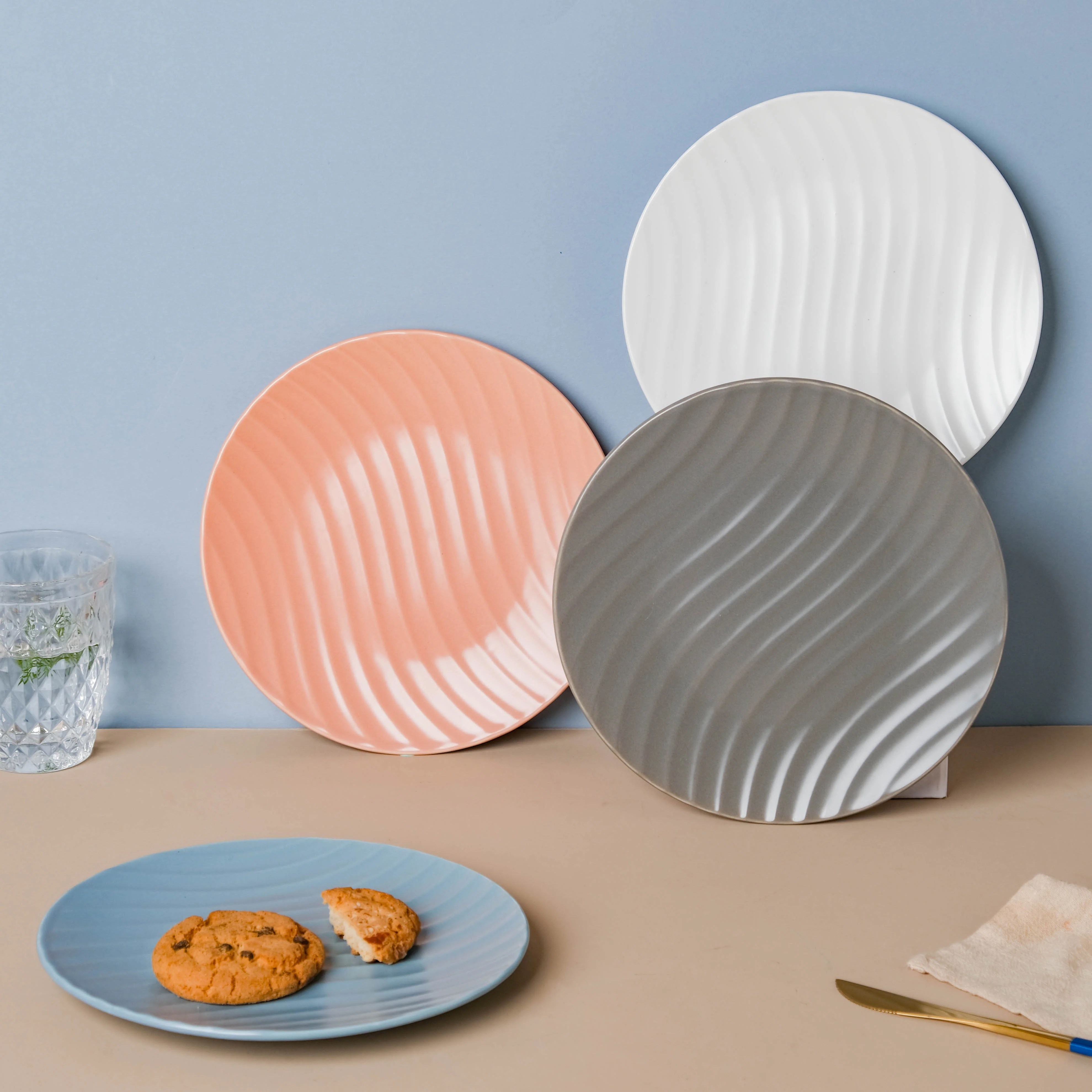 Textured Plate - Image 5